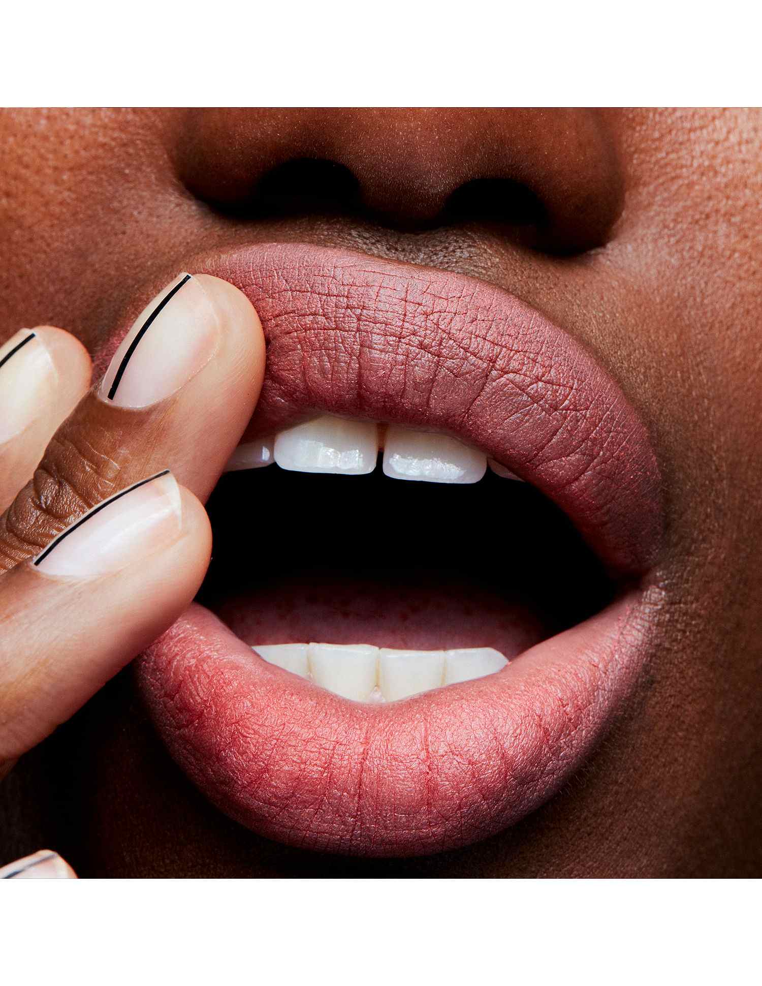 Mini Mac Lipstick • Runway Hit