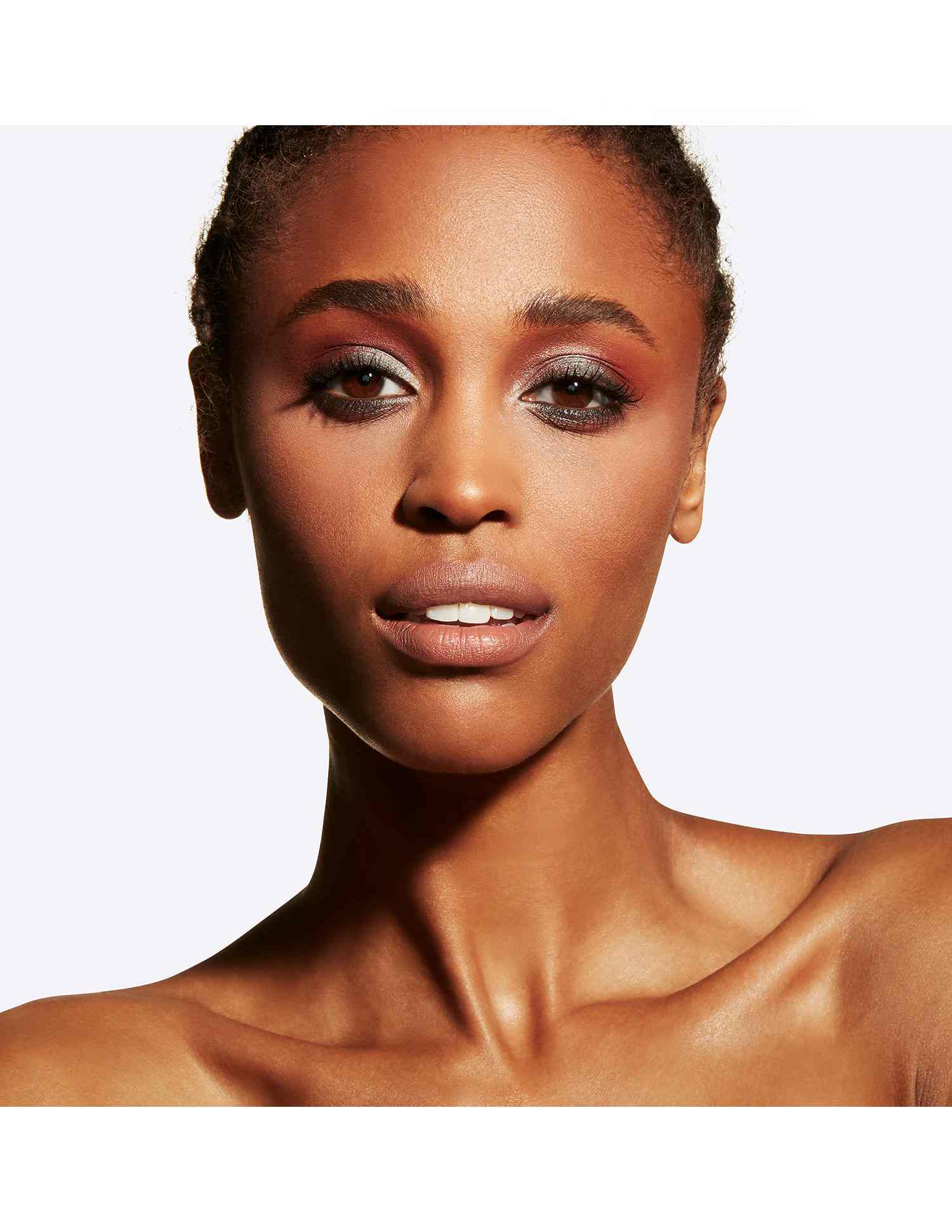 Bronzing Powder • Matte Bronze