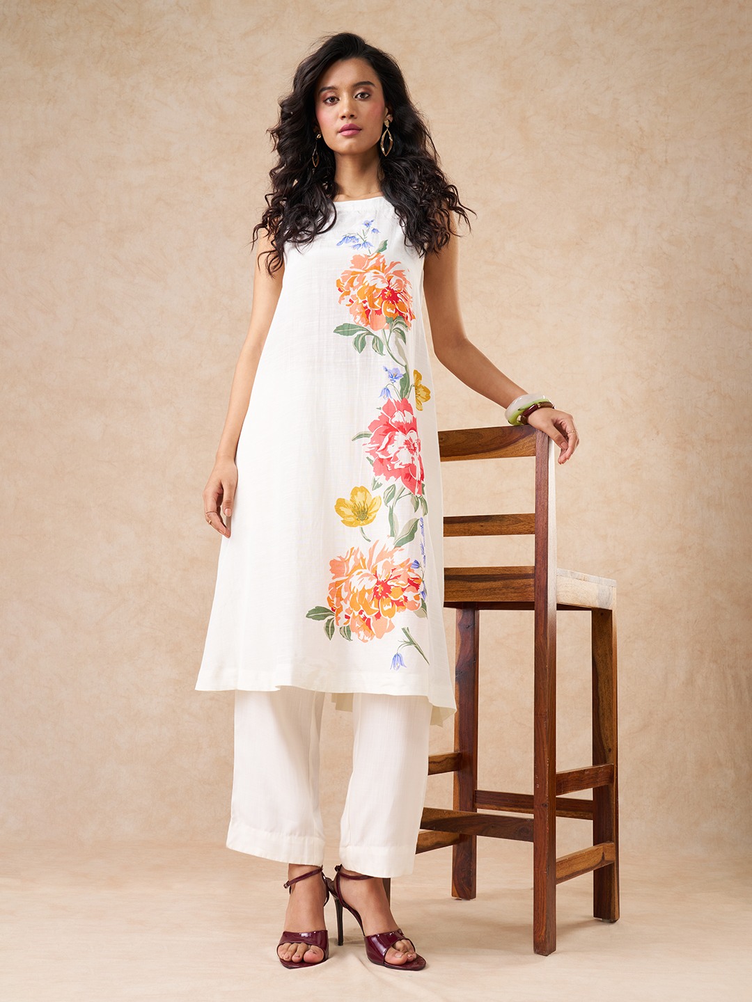 Off-White Floral Print Kurta