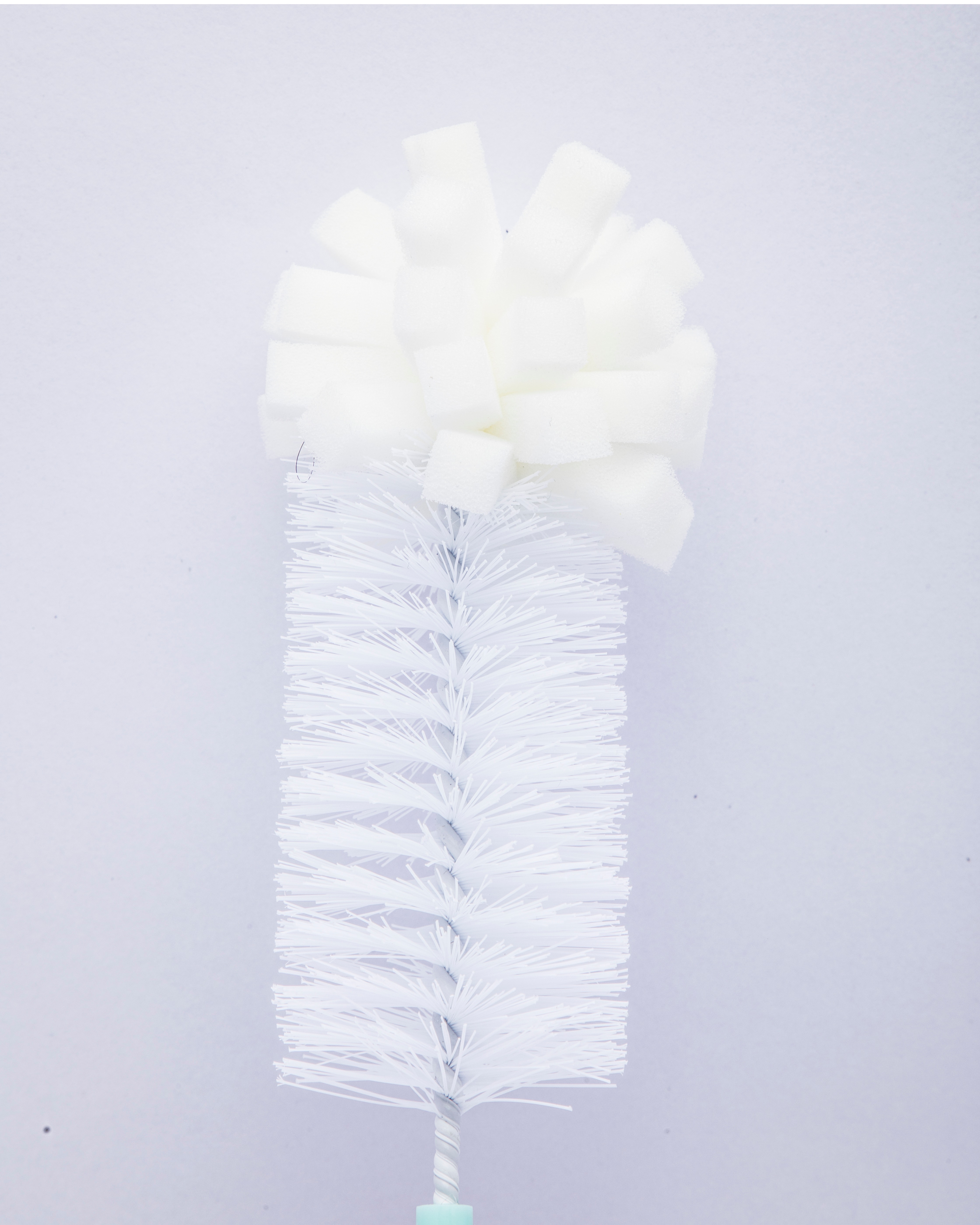 Market99  Bottle Cleaning Brush, Comfortable Grips Bottle Brush Water Bottle Brushes with Foam end and Bamboo Handle