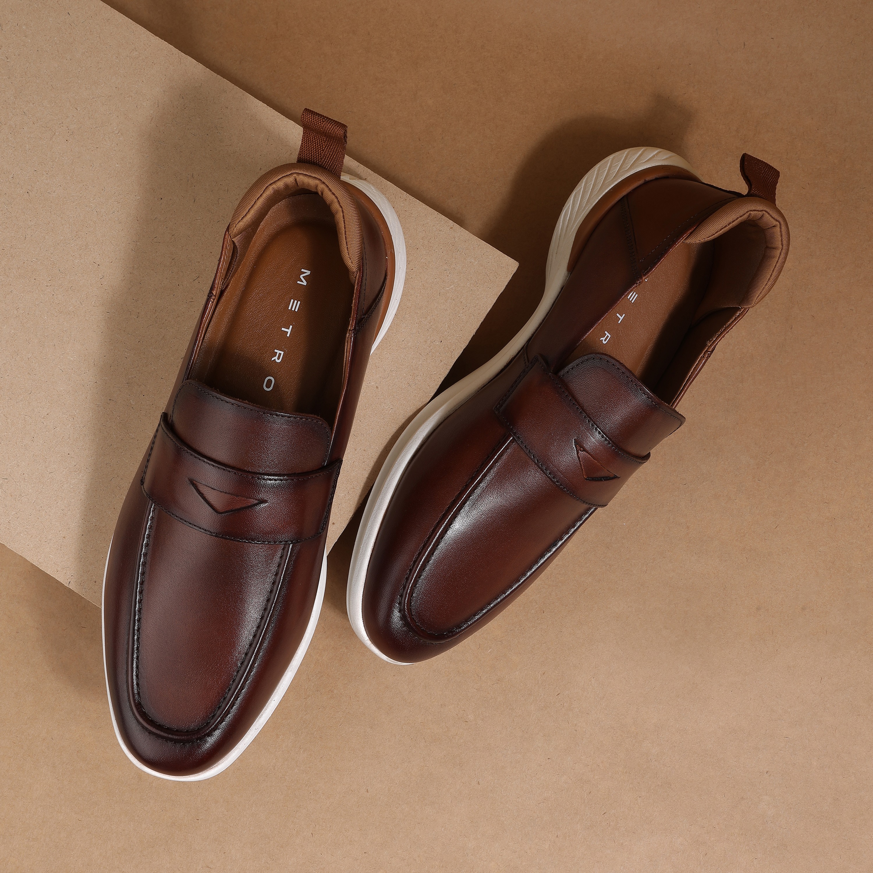 Metro  Men  Tan  Leather  Formal Shoes  Euro 39