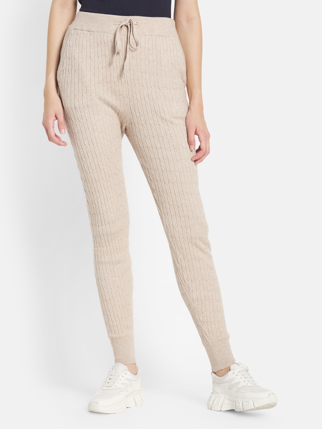 Solid Female Track Pant at Rs.440/Piece in thoothukkudi offer by Redbox  Fashions