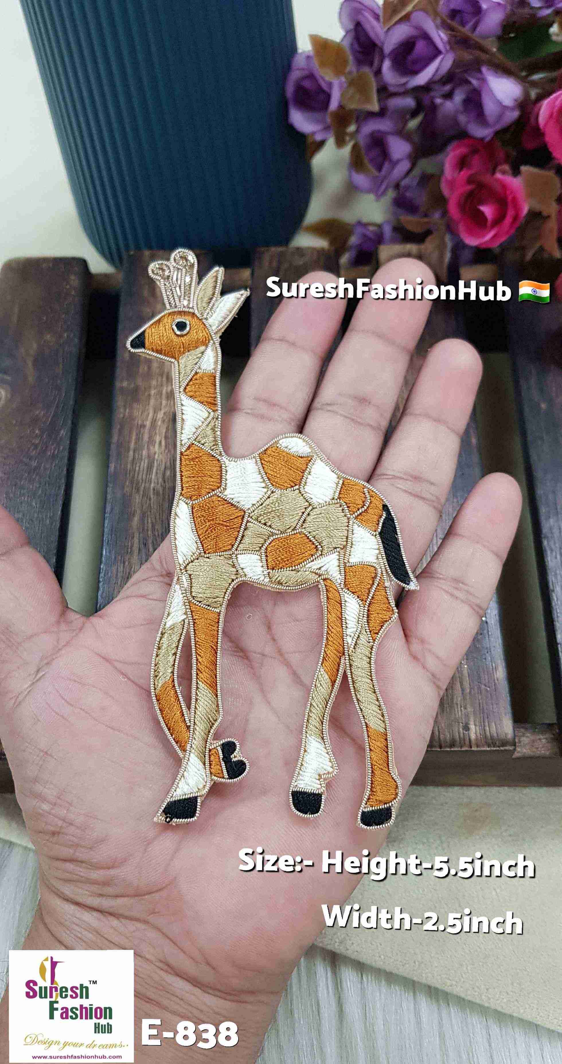 Right-Facing Handmade Zardosi Threadwork Camel