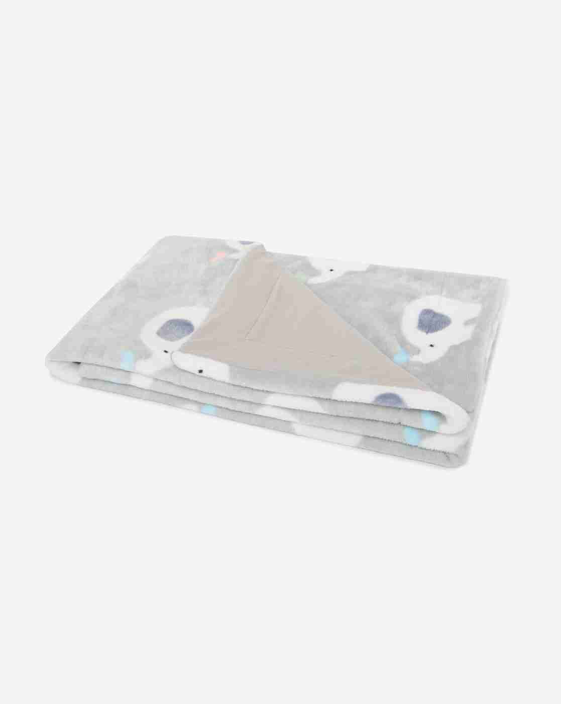 https://cdn.fynd.com/v2/falling-surf-7c8bb8/fyprod/wrkr/products/pictures/item/free/original/mila-baby/MILAB250/3/pd5Lvkg7qN-492863609_4.jpg