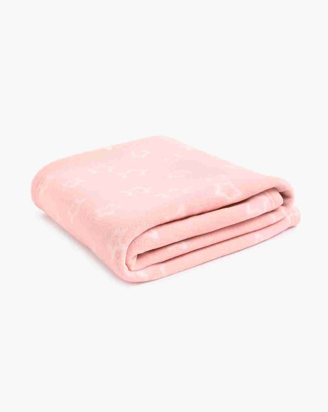 https://cdn.fynd.com/v2/falling-surf-7c8bb8/fyprod/wrkr/products/pictures/item/free/original/mila-baby/MILAB292/3/u5hxn8Vir5-493771519-3.jpg