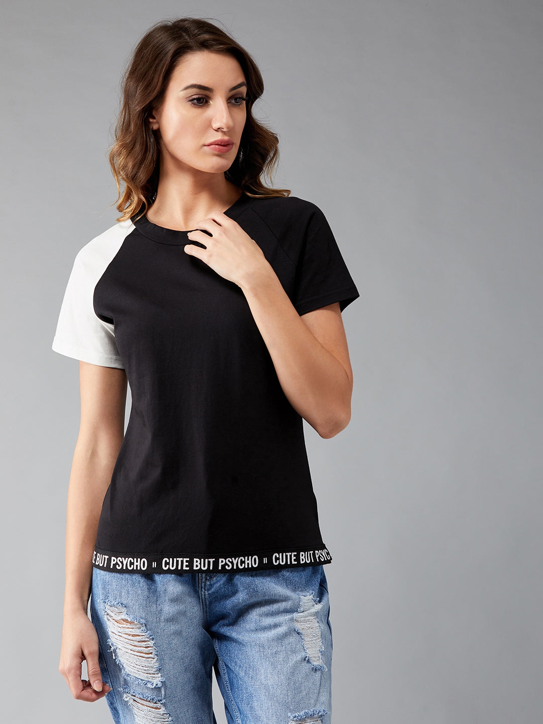 Black and White Round Neck Short Sleeve Solid Basic Regular T-Shirt