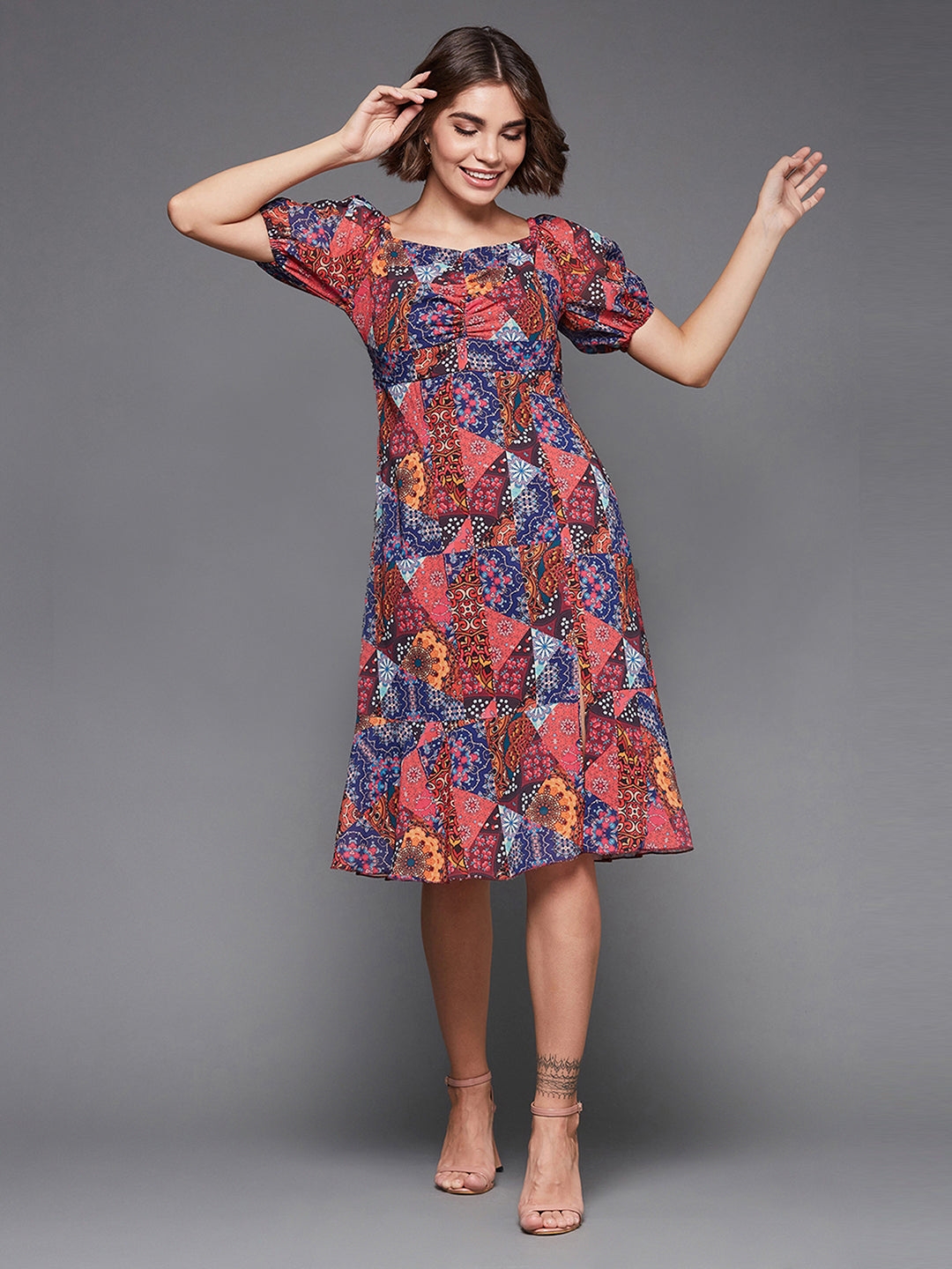 Multicolored Sweetheart Half Sleeve Abstract Fit & Flare Midi Dress