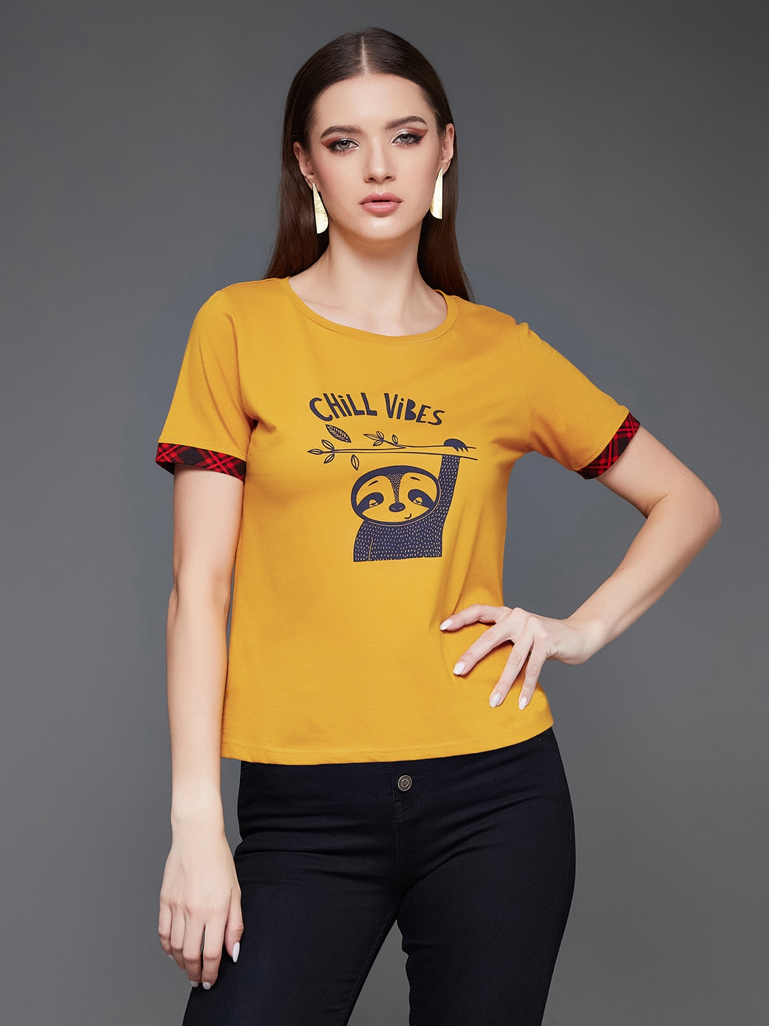 Mustard Yellow Round Neck Short Sleeves Regular Length Printed T-shirt