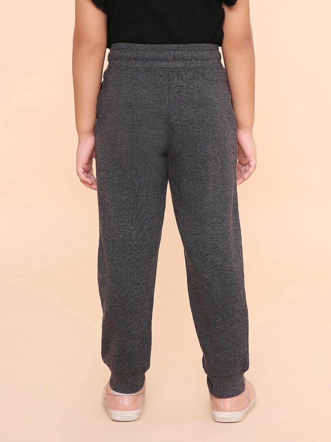 Girls Solid Sweatpant - Charcoal Melange
