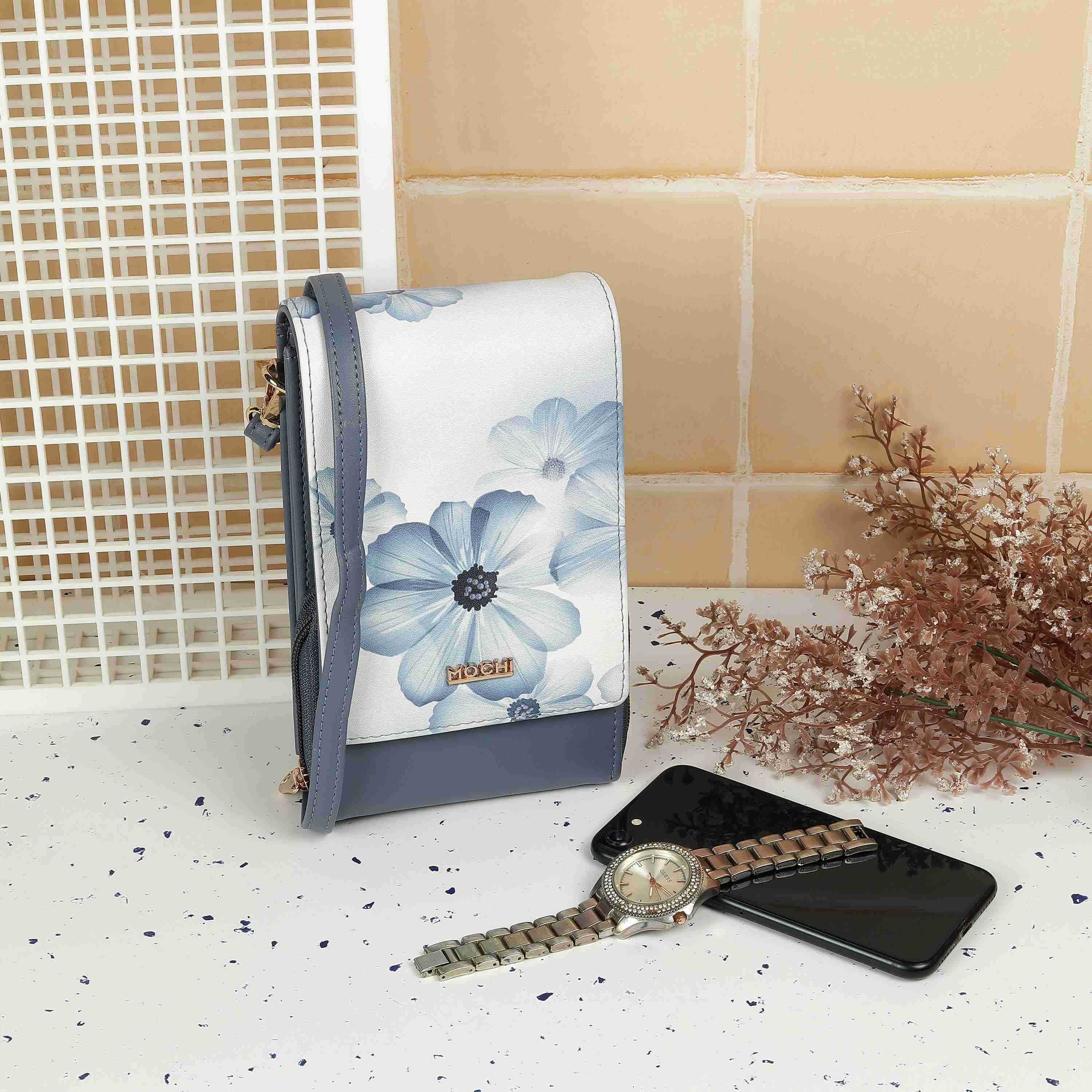 Mochi Women Blue PU Wallets Onesize