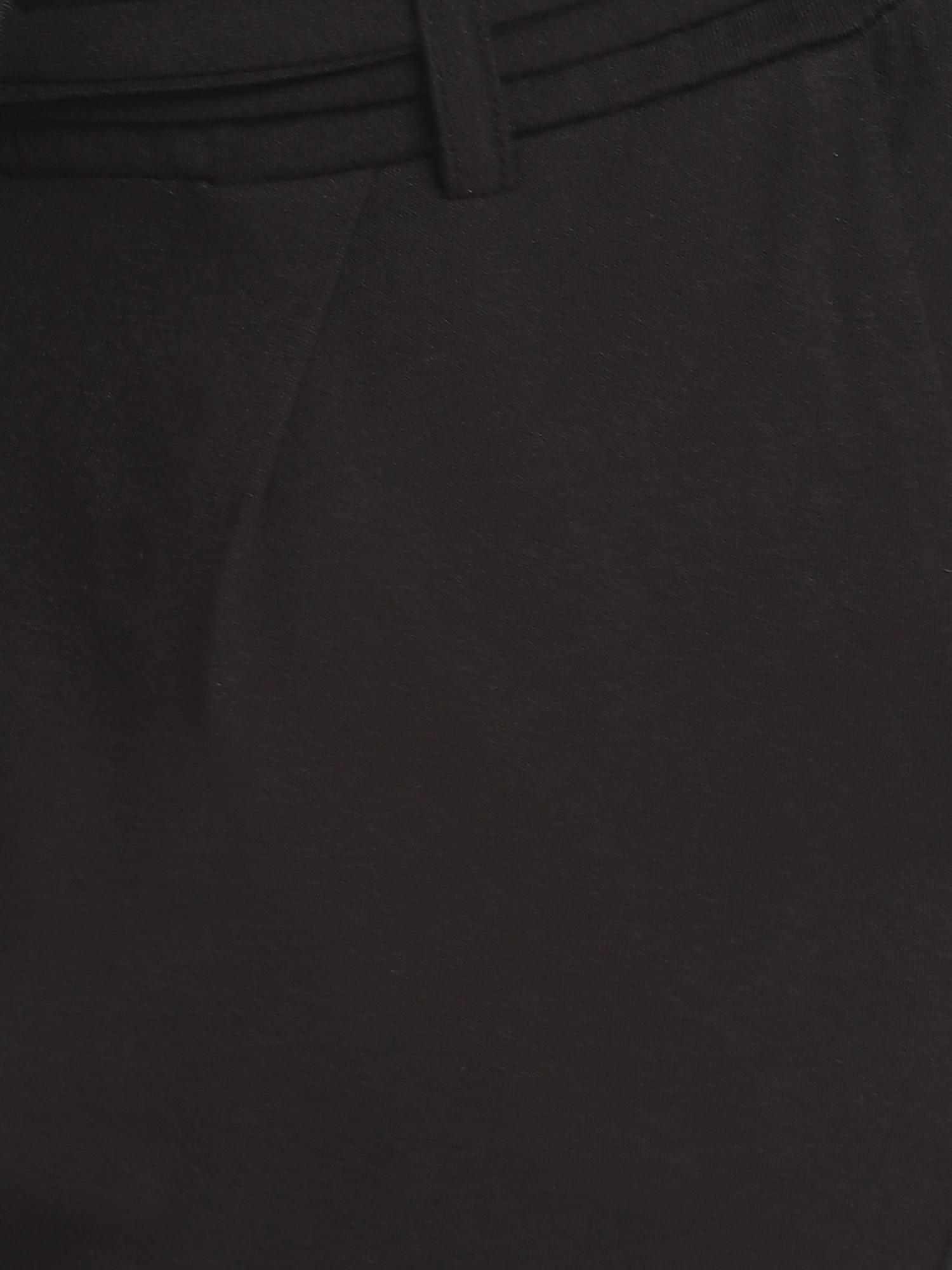 https://cdn.fynd.com/v2/falling-surf-7c8bb8/fyprod/wrkr/products/pictures/item/free/original/momsoon/MCMBSS2208/7/0lIv67BNsh-410262827001-8.jpg