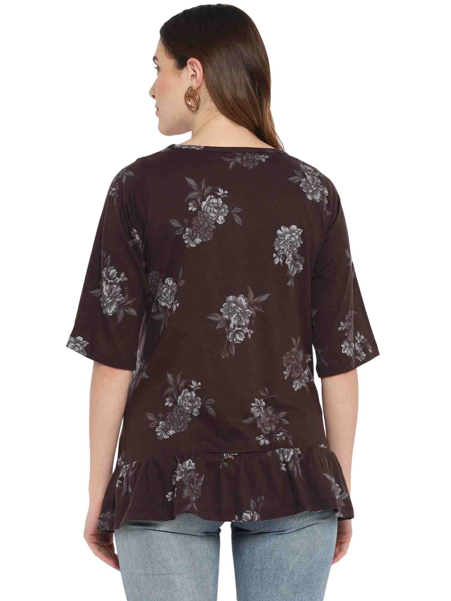 https://cdn.fynd.com/v2/falling-surf-7c8bb8/fyprod/wrkr/products/pictures/item/free/original/momsoon/MCMTSS2209/3/rlDMobpv-T-410262828001-4.jpg