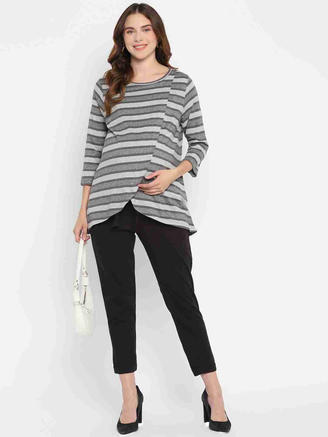 https://cdn.fynd.com/v2/falling-surf-7c8bb8/fyprod/wrkr/products/pictures/item/free/original/momsoon/MCMTSS2211/3/nZvh1rL0Fl-410262830001-2.jpg