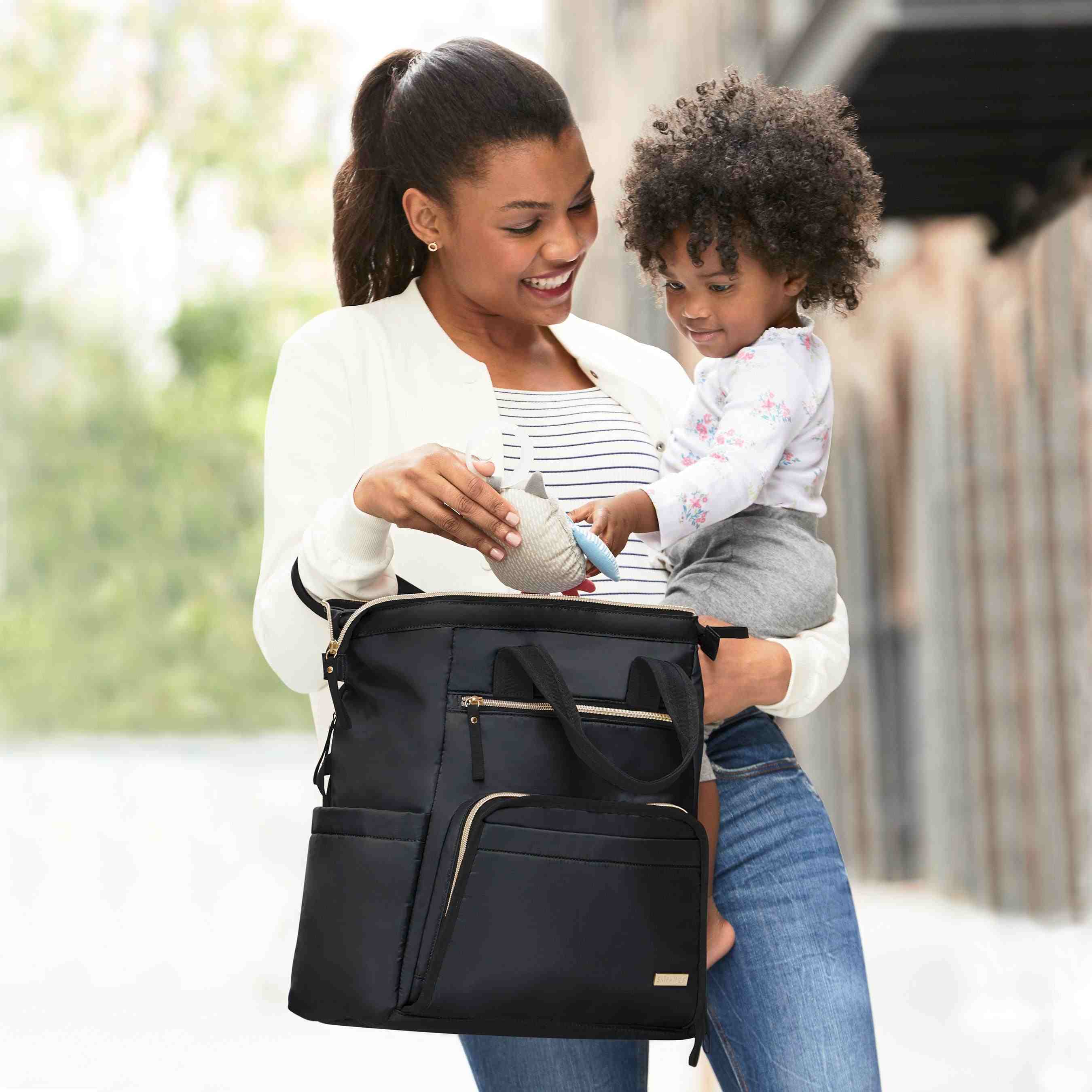 https://cdn.fynd.com/v2/falling-surf-7c8bb8/fyprod/wrkr/products/pictures/item/free/original/mothercare/200150/7/qnfoCXLFbr-7709601-5.jpg