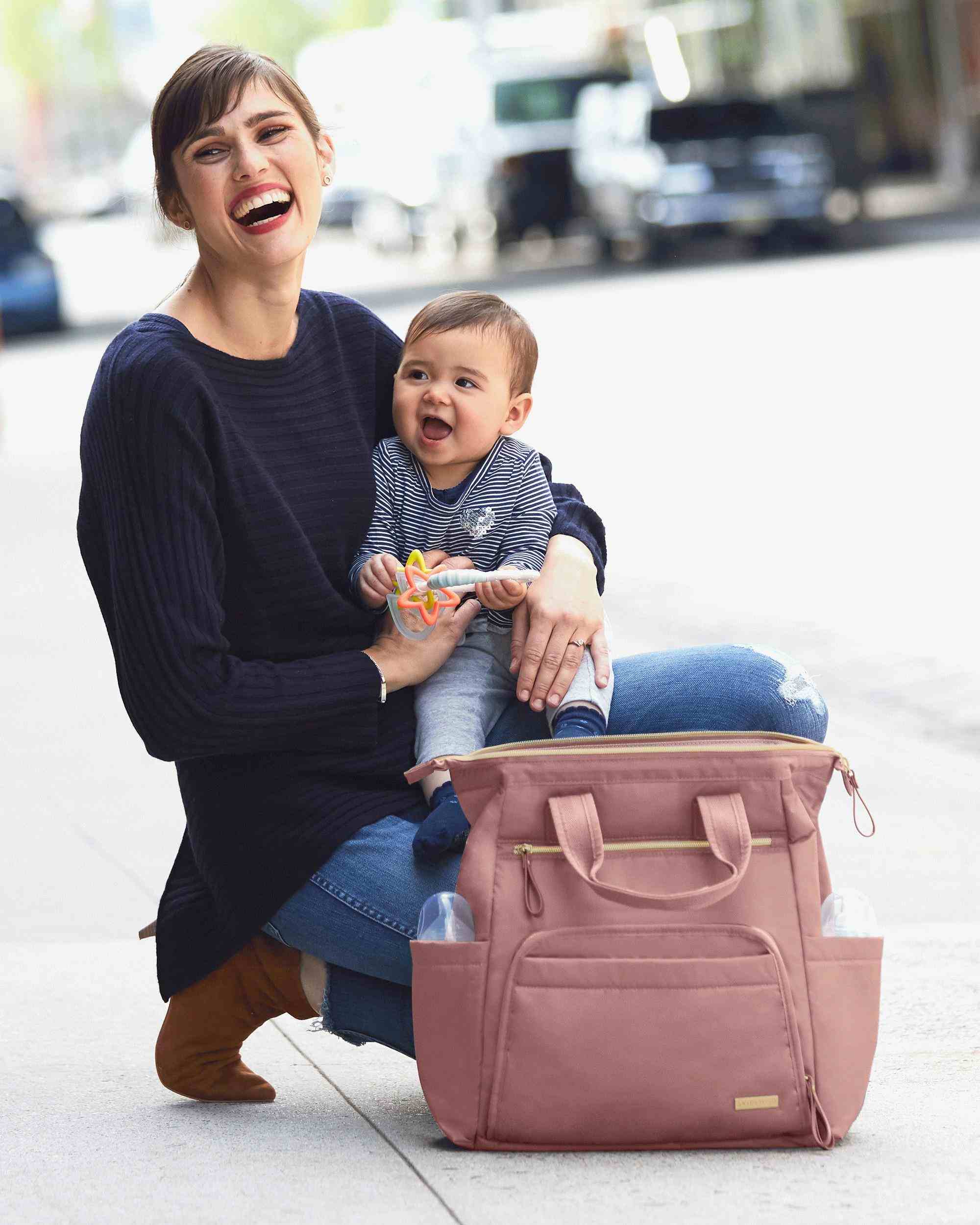 https://cdn.fynd.com/v2/falling-surf-7c8bb8/fyprod/wrkr/products/pictures/item/free/original/mothercare/9I345110/3/fchBzgN3d9-7709604-4.jpg