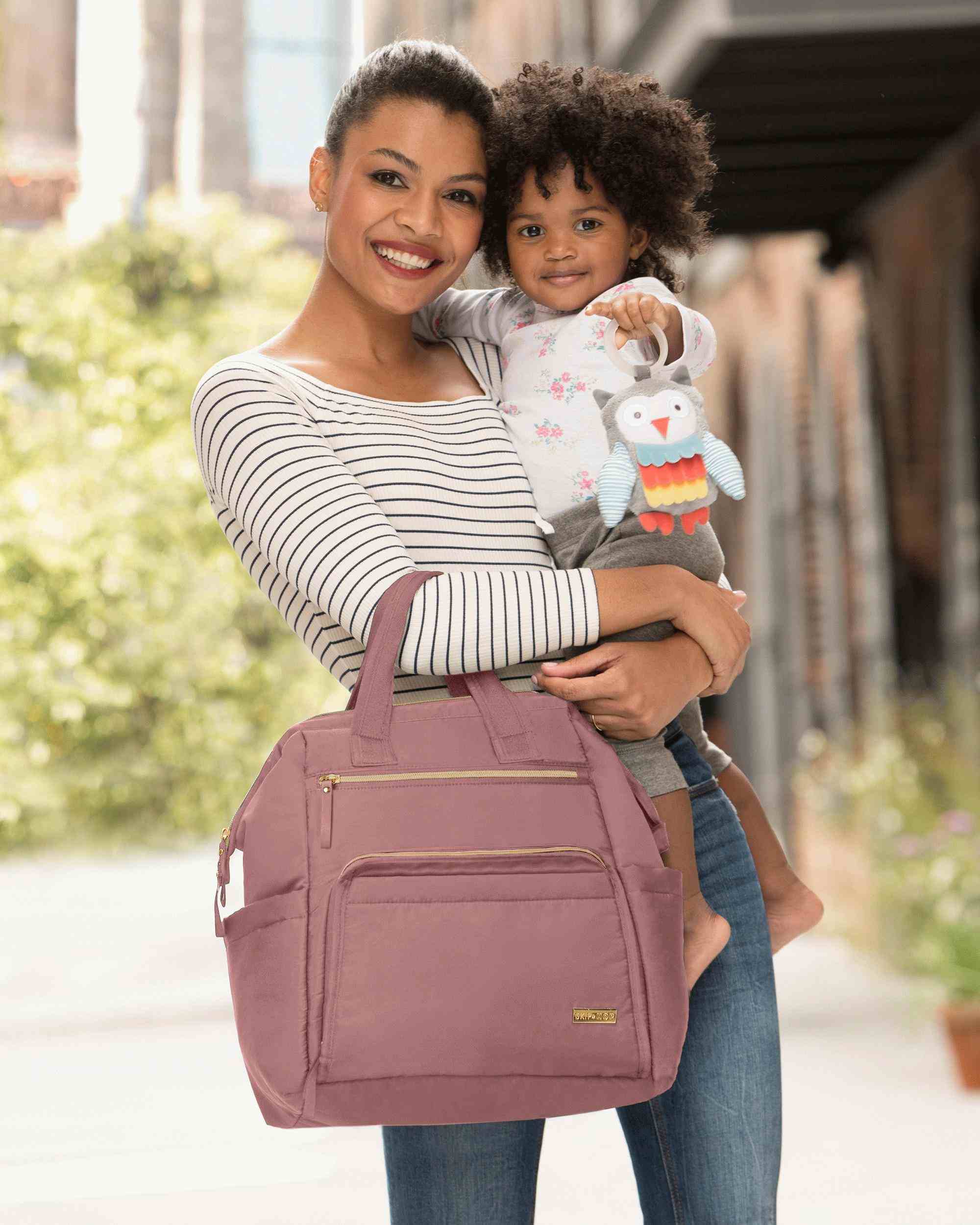 https://cdn.fynd.com/v2/falling-surf-7c8bb8/fyprod/wrkr/products/pictures/item/free/original/mothercare/9I345110/5/kHPt2hFDgC-7709604-6.jpg