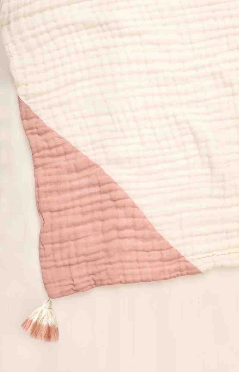 https://cdn.fynd.com/v2/falling-surf-7c8bb8/fyprod/wrkr/products/pictures/item/free/original/mothercare/ABRA1740/3/FCMX9PvMPC-7766658_4.jpg