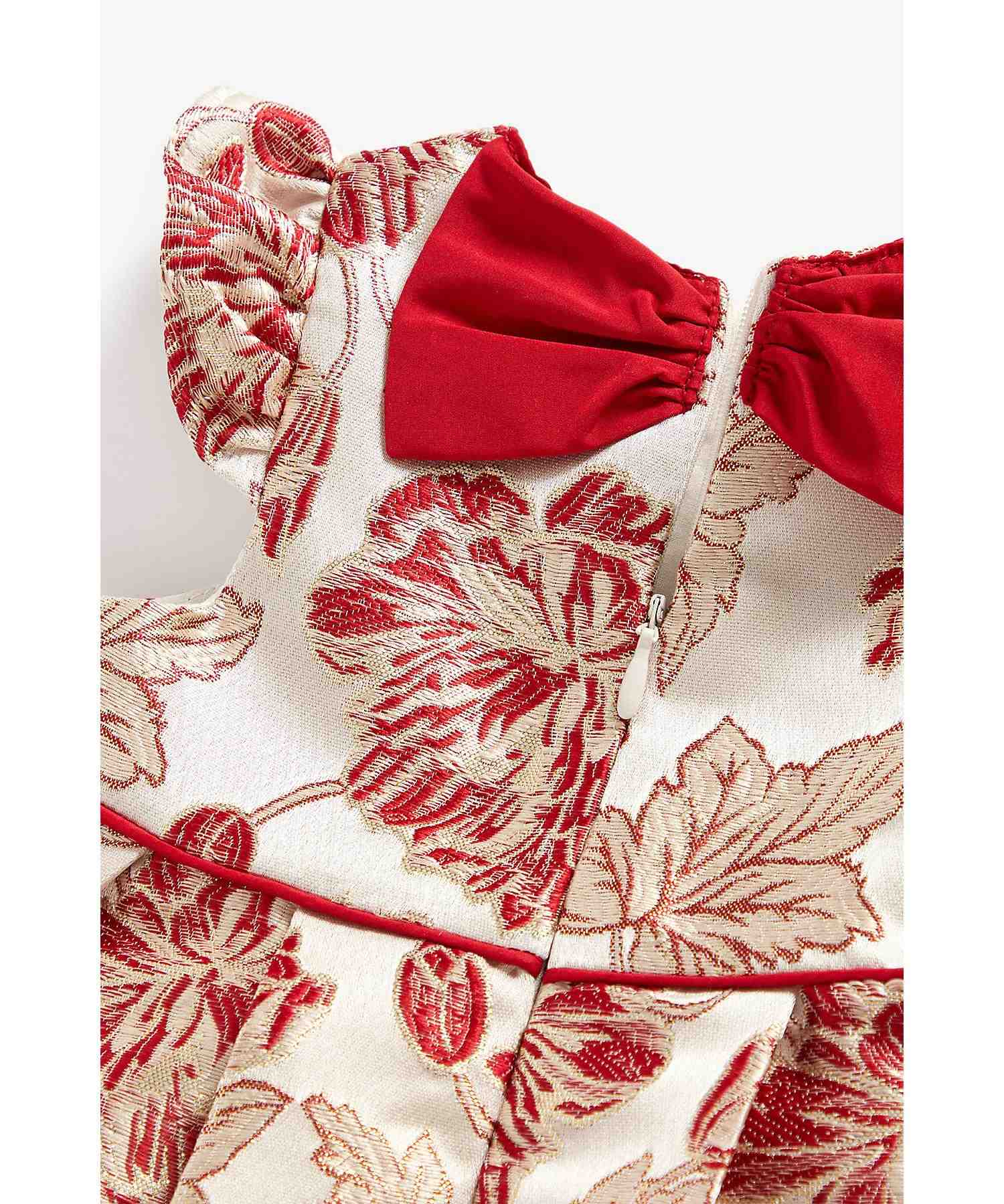 https://cdn.fynd.com/v2/falling-surf-7c8bb8/fyprod/wrkr/products/pictures/item/free/original/mothercare/BA061/4/7L0N6MsTnh-BA061_5.jpg