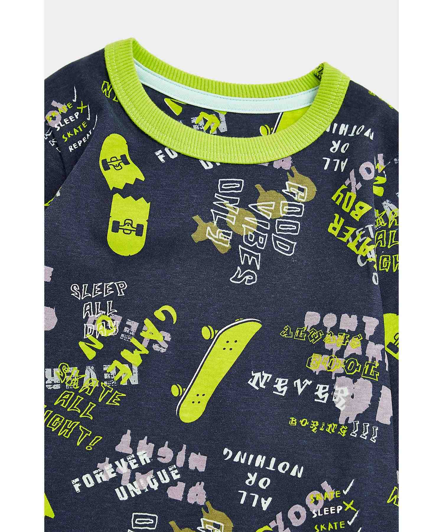 https://cdn.fynd.com/v2/falling-surf-7c8bb8/fyprod/wrkr/products/pictures/item/free/original/mothercare/CA800/2/MLug3d0Sbu-410263765001_3.jpg