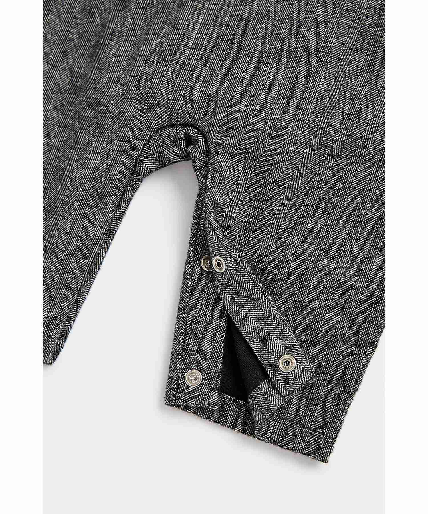 https://cdn.fynd.com/v2/falling-surf-7c8bb8/fyprod/wrkr/products/pictures/item/free/original/mothercare/CB879/6/MvWYUdlmZA-410266083001_7.jpg