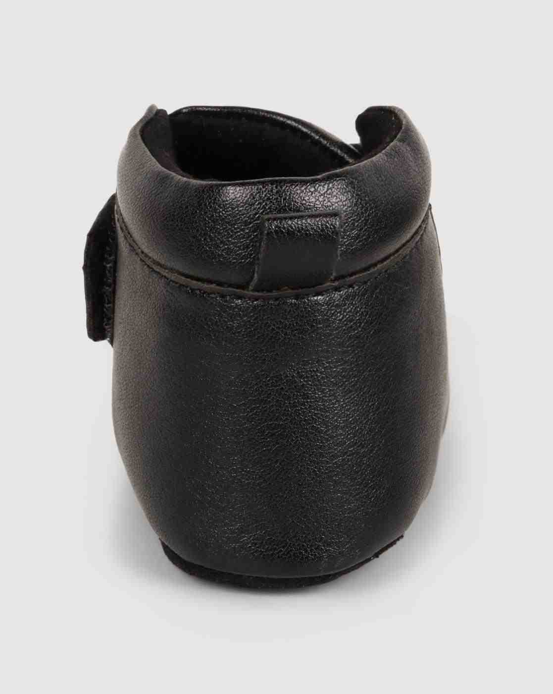 https://cdn.fynd.com/v2/falling-surf-7c8bb8/fyprod/wrkr/products/pictures/item/free/original/mothercare/DAW2106/4/Ry0PyAhSTp-410258648001-5.jpg