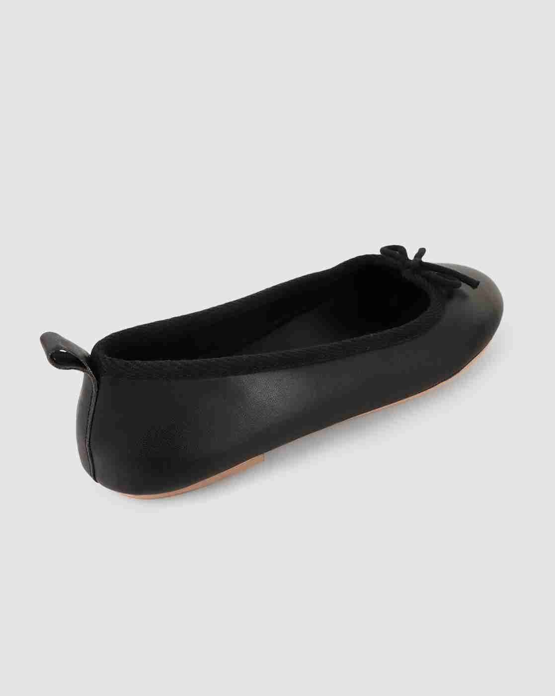 https://cdn.fynd.com/v2/falling-surf-7c8bb8/fyprod/wrkr/products/pictures/item/free/original/mothercare/DAW2112/4/buniLGwRFW-410258654001-5.jpg