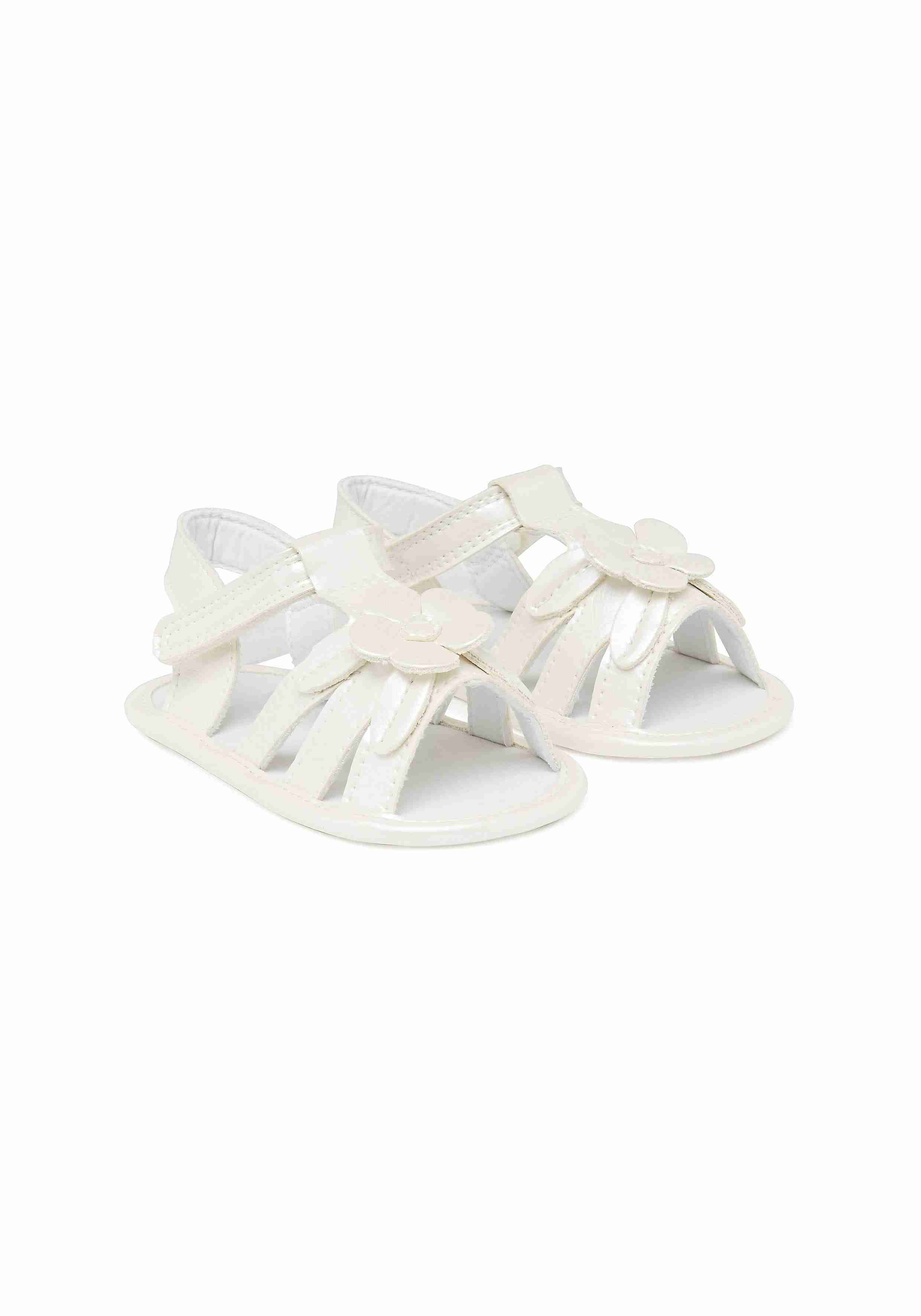 https://cdn.fynd.com/v2/falling-surf-7c8bb8/fyprod/wrkr/products/pictures/item/free/original/mothercare/E4647/0/XXYjMCCLZg-E4647-1.jpg