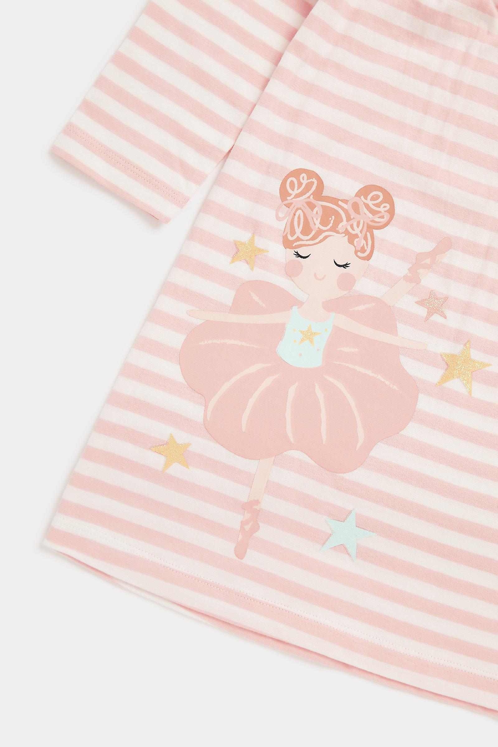 https://cdn.fynd.com/v2/falling-surf-7c8bb8/fyprod/wrkr/products/pictures/item/free/original/mothercare/EA266/4/HLrYT2hF4w-410266544001_5.jpg