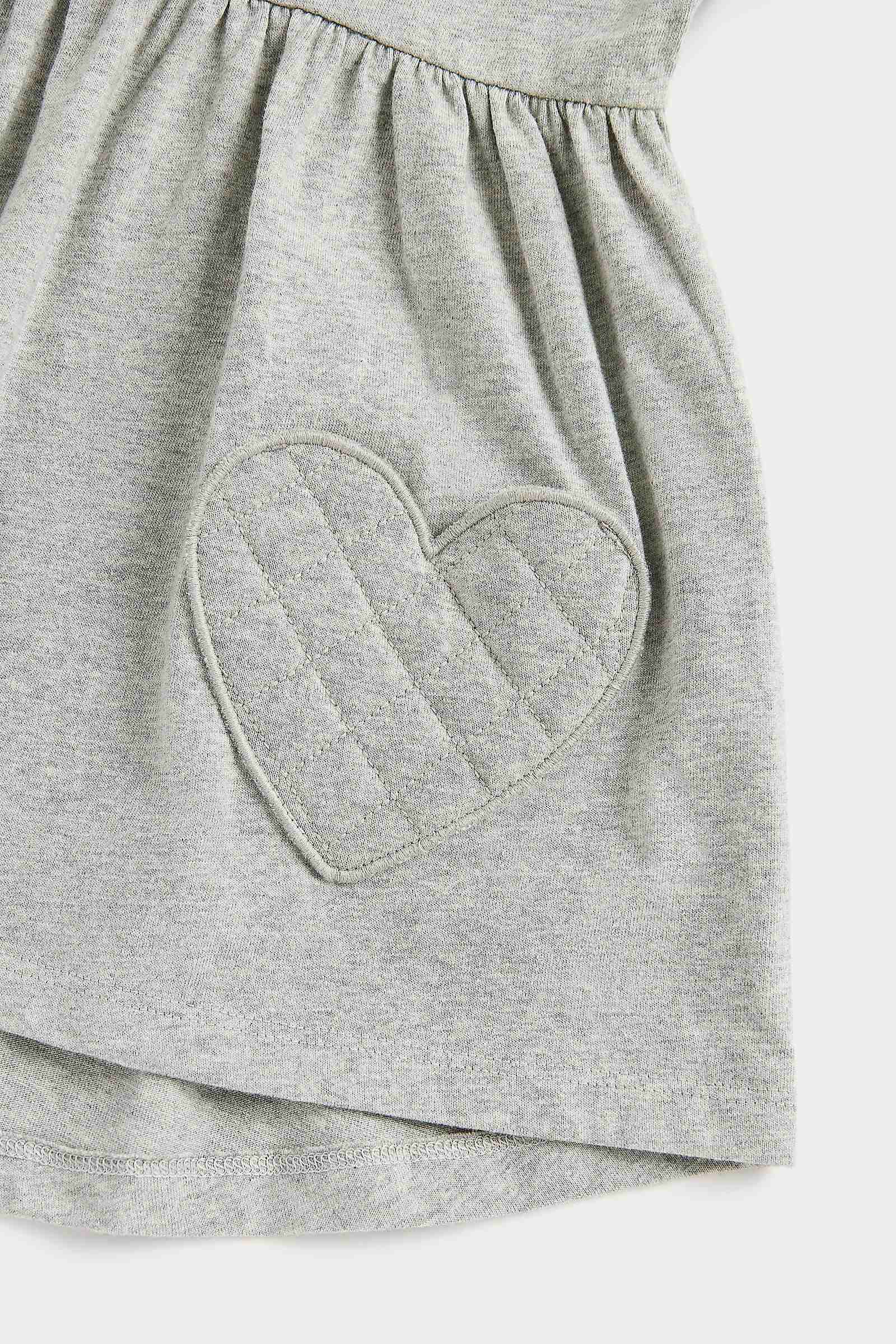 https://cdn.fynd.com/v2/falling-surf-7c8bb8/fyprod/wrkr/products/pictures/item/free/original/mothercare/EA494/3/QXrUhkBTQO-410266695001_4.jpg