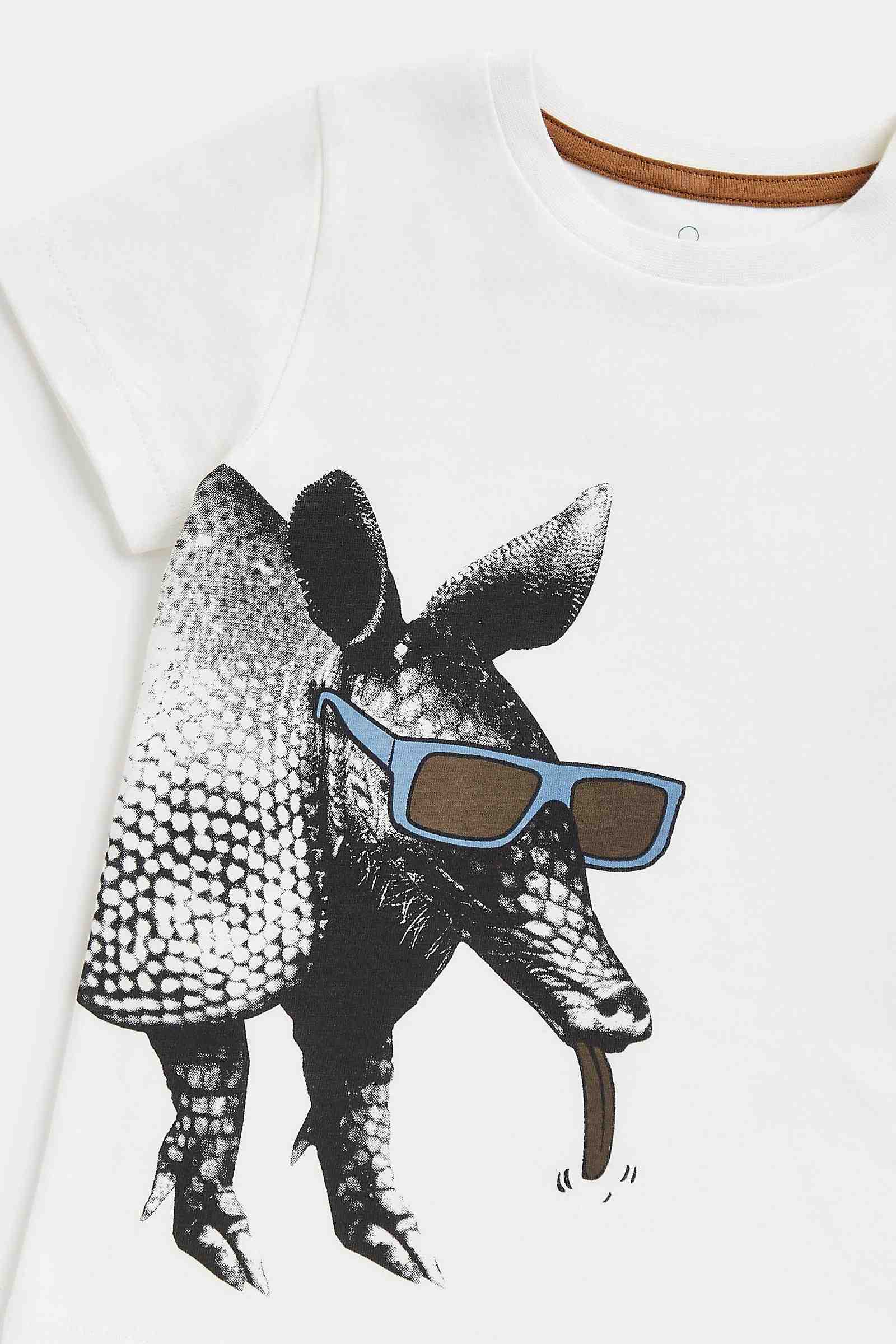 https://cdn.fynd.com/v2/falling-surf-7c8bb8/fyprod/wrkr/products/pictures/item/free/original/mothercare/EB258/2/RAceb1D59V-410266649001_3.jpg