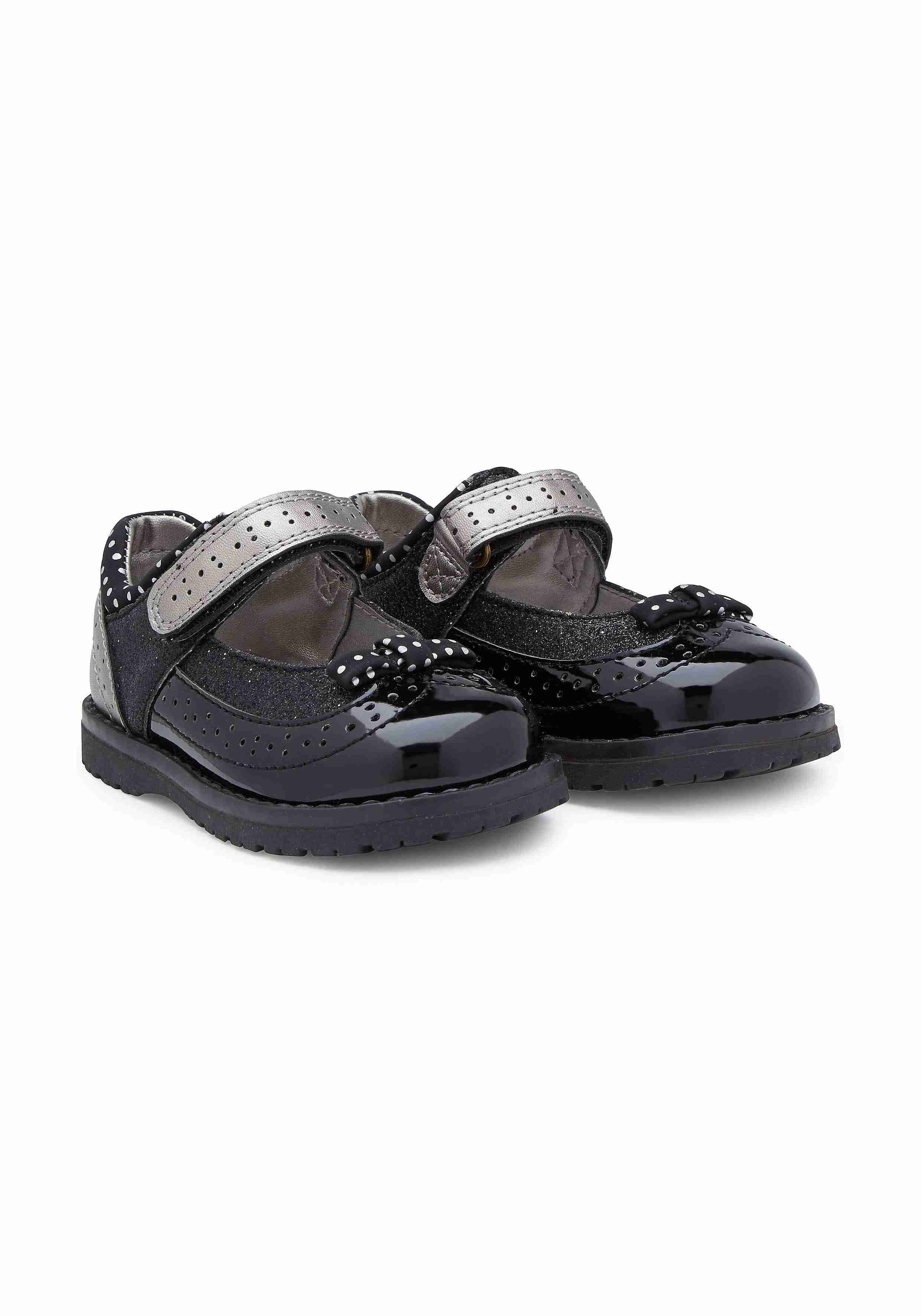 https://cdn.fynd.com/v2/falling-surf-7c8bb8/fyprod/wrkr/products/pictures/item/free/original/mothercare/F0656/0/lJYG4CFhCM-F0656_1.jpg