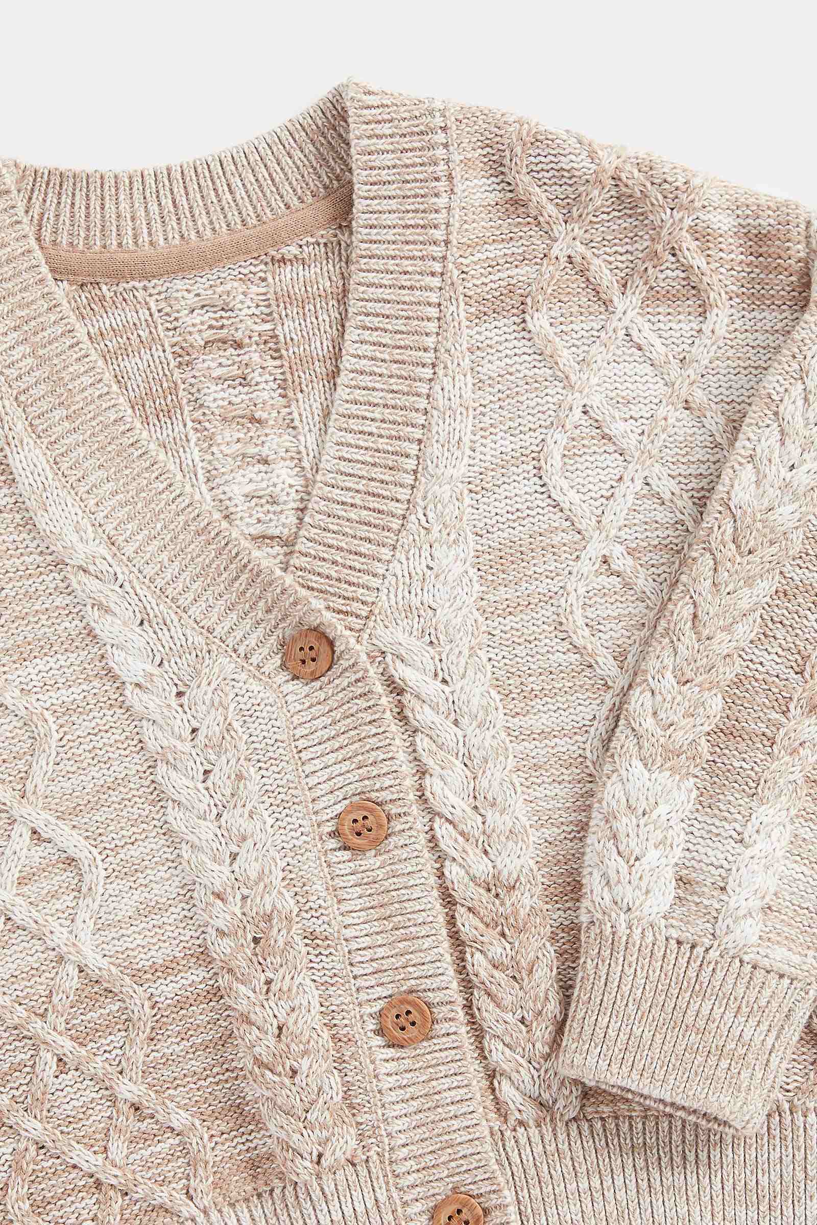 https://cdn.fynd.com/v2/falling-surf-7c8bb8/fyprod/wrkr/products/pictures/item/free/original/mothercare/FB621/2/dItijRpQ8g-410400562001_3.jpg