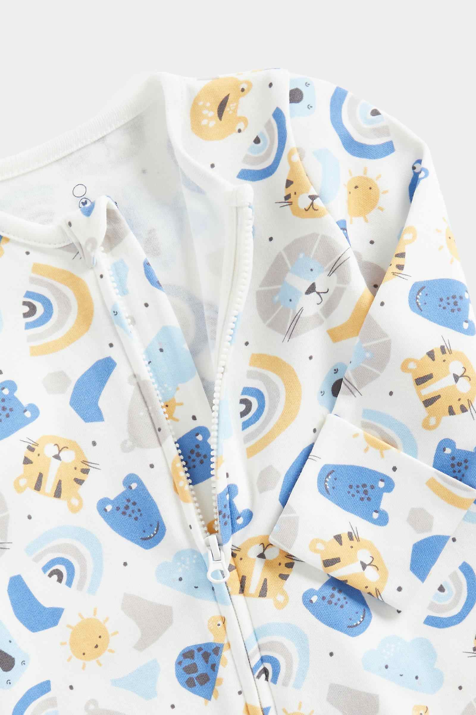 https://cdn.fynd.com/v2/falling-surf-7c8bb8/fyprod/wrkr/products/pictures/item/free/original/mothercare/FC062/2/eOZsjHVkwY-410400552001_3.jpg