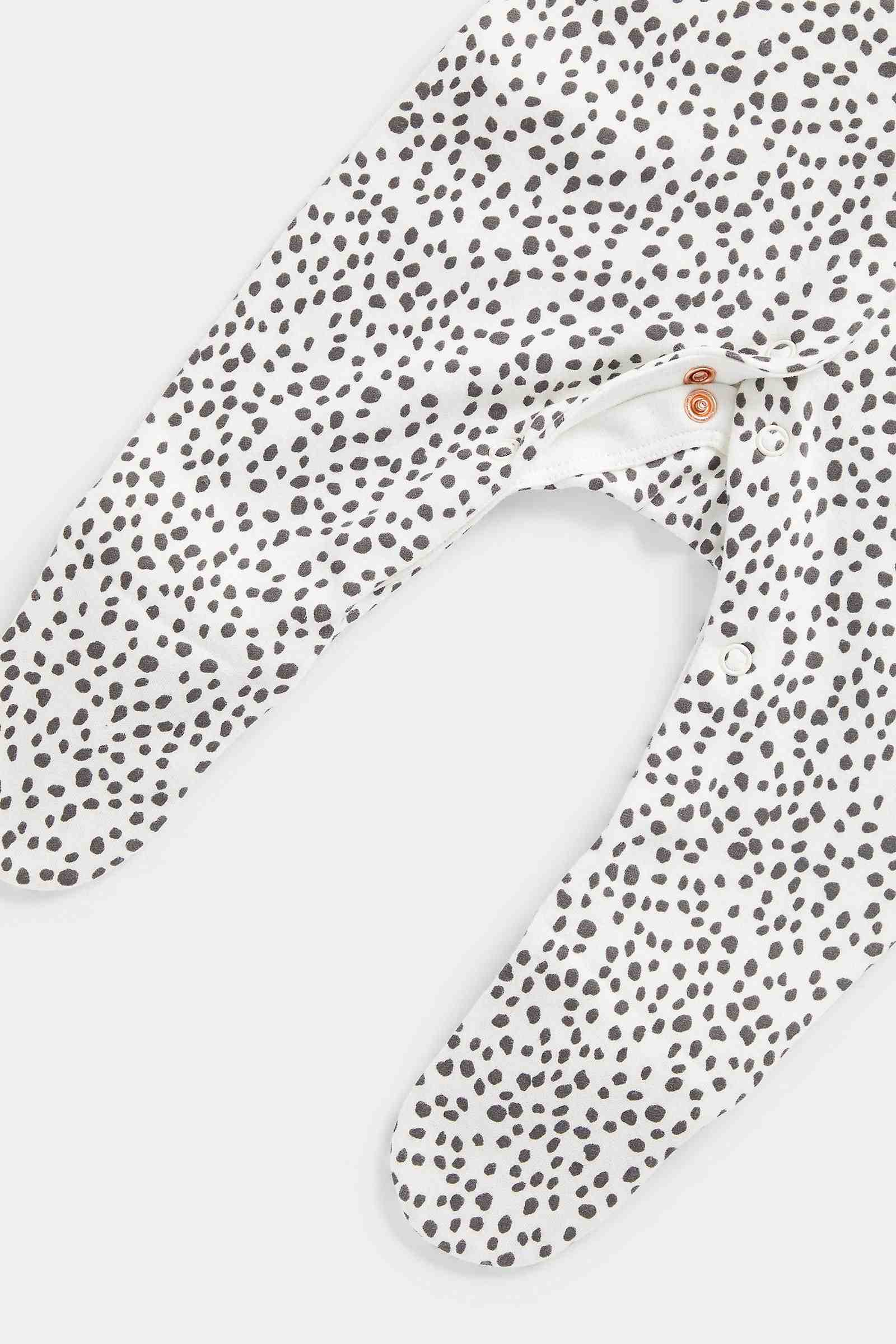 https://cdn.fynd.com/v2/falling-surf-7c8bb8/fyprod/wrkr/products/pictures/item/free/original/mothercare/FC098/3/nC7H-h3CuI-410400544001_4.jpg