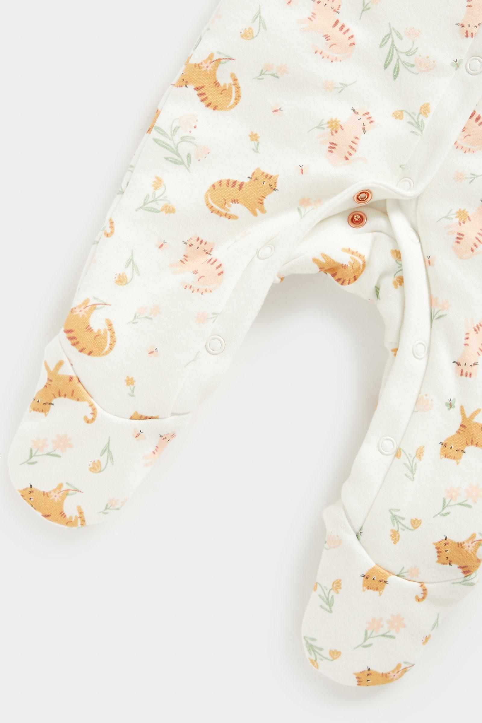 https://cdn.fynd.com/v2/falling-surf-7c8bb8/fyprod/wrkr/products/pictures/item/free/original/mothercare/FC123/3/bnifdKXQ4l-410400515001_4.jpg