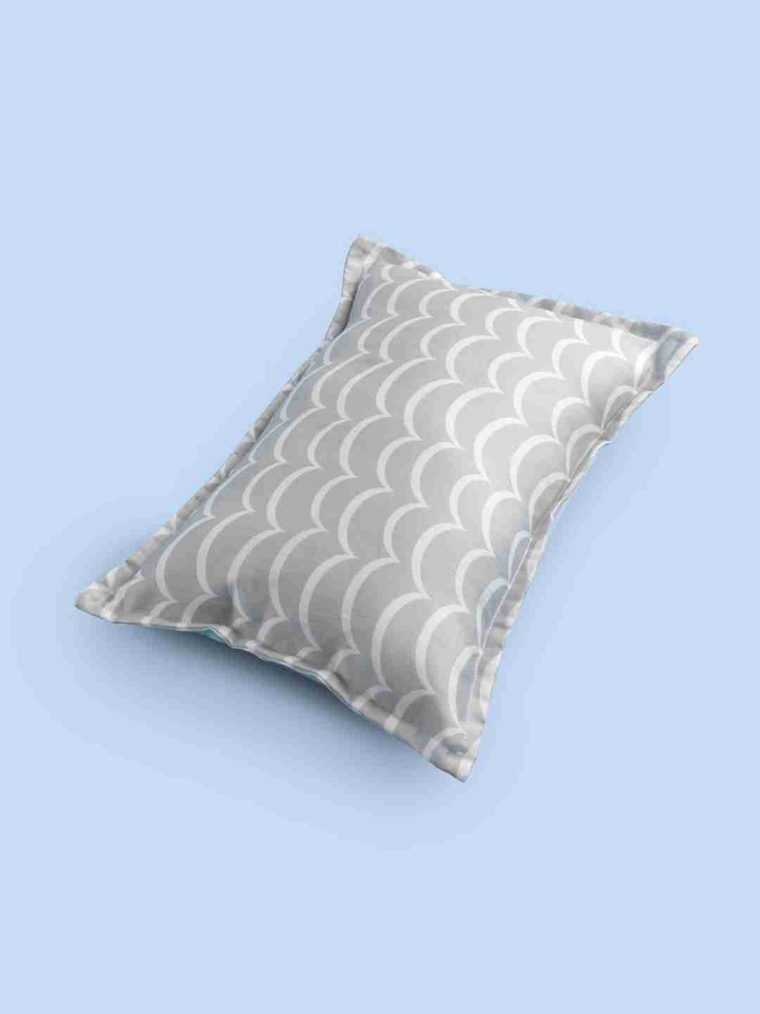https://cdn.fynd.com/v2/falling-surf-7c8bb8/fyprod/wrkr/products/pictures/item/free/original/mothercare/FFACPIL10/0/_Q6QJSHDHF-FFACPIL10_1.jpg