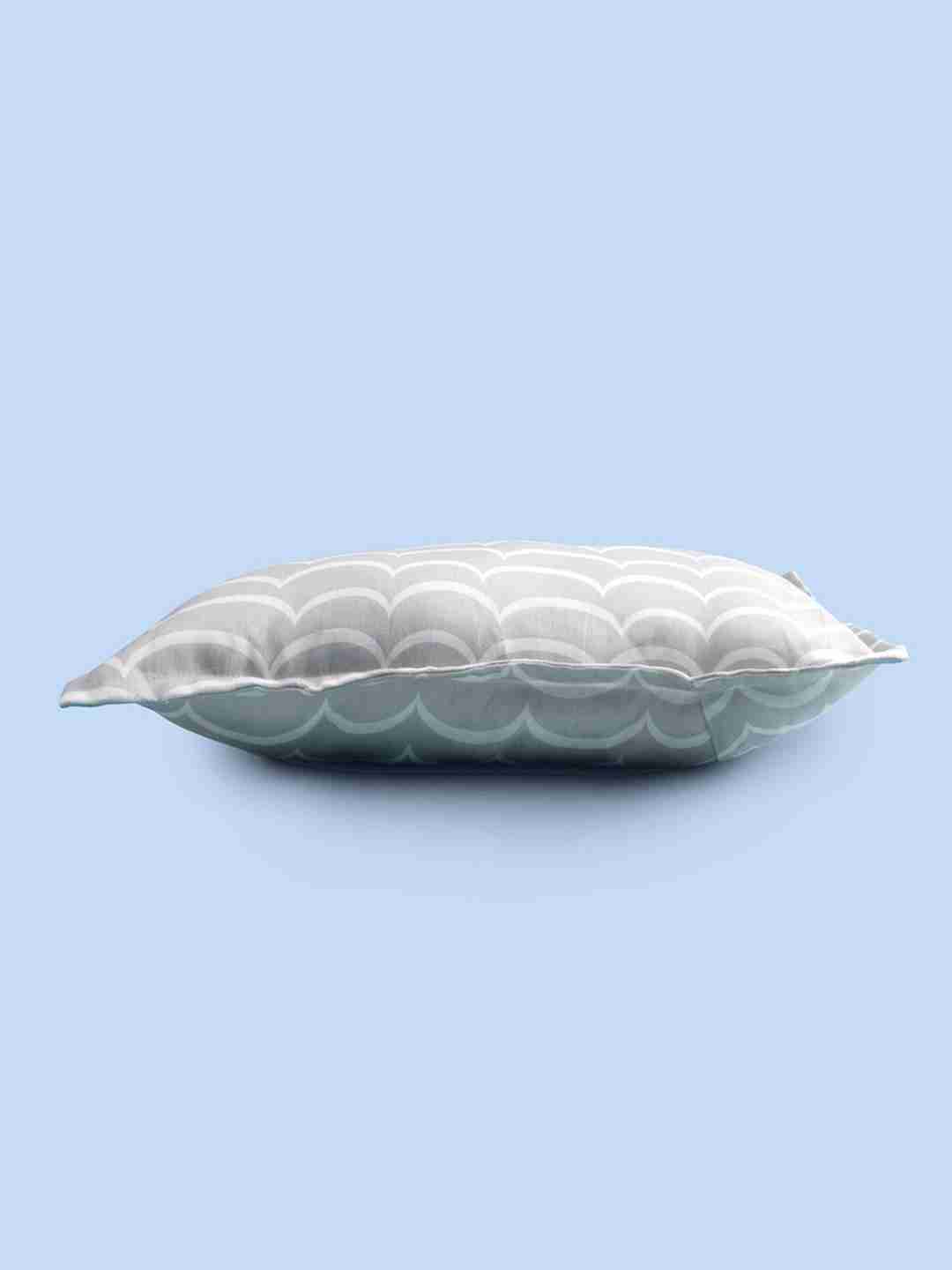 https://cdn.fynd.com/v2/falling-surf-7c8bb8/fyprod/wrkr/products/pictures/item/free/original/mothercare/FFACPIL10/2/GFKCnI2rZS-FFACPIL10_3.jpg