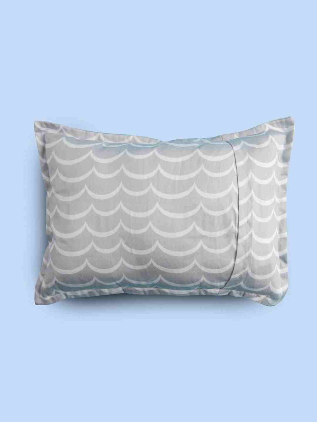 https://cdn.fynd.com/v2/falling-surf-7c8bb8/fyprod/wrkr/products/pictures/item/free/original/mothercare/FFACPIL10/3/zDCAg4RSF8-FFACPIL10_4.jpg
