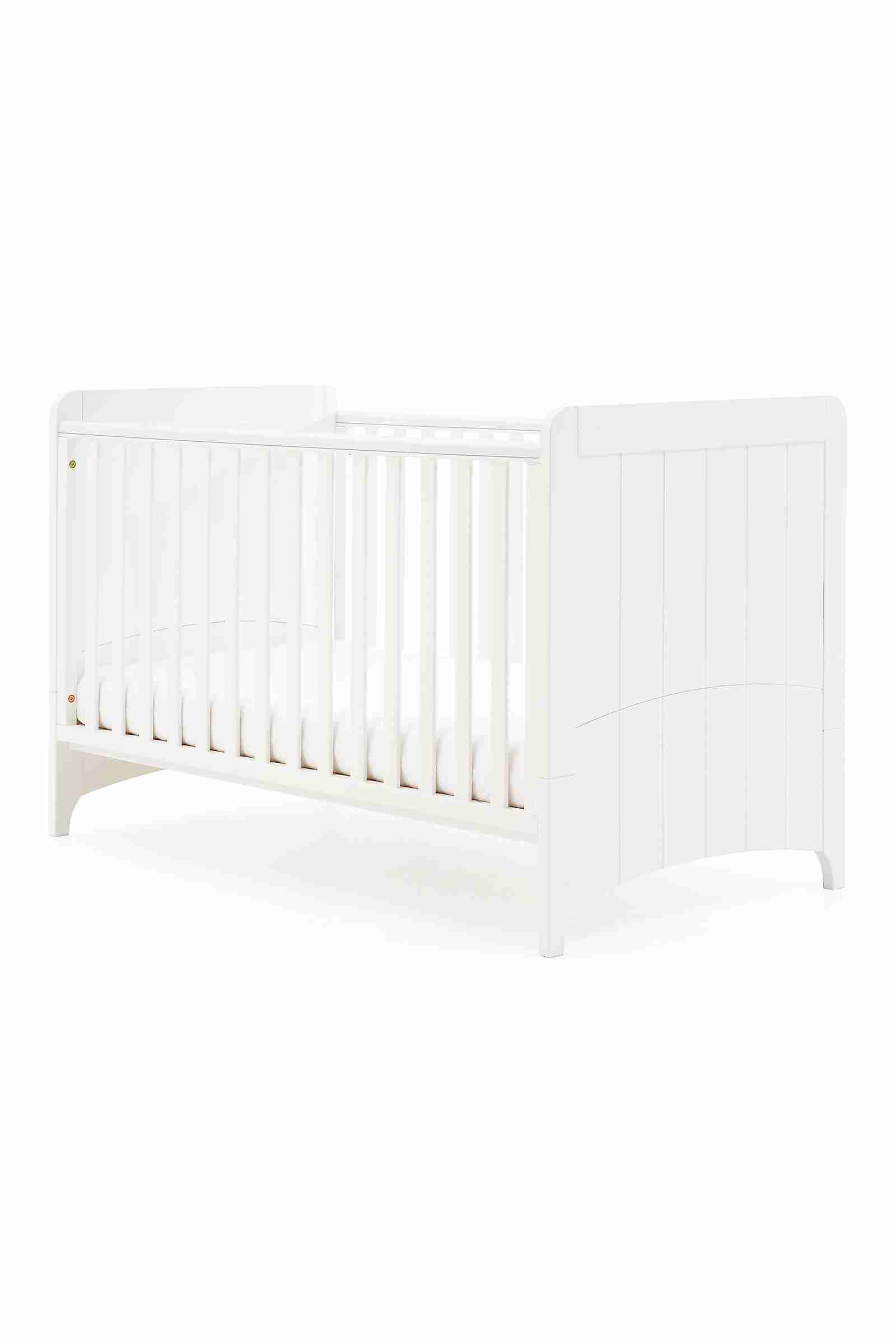https://cdn.fynd.com/v2/falling-surf-7c8bb8/fyprod/wrkr/products/pictures/item/free/original/mothercare/G2455ASSORTED/4/cHh-1RB1N7-410100348001_5.jpg