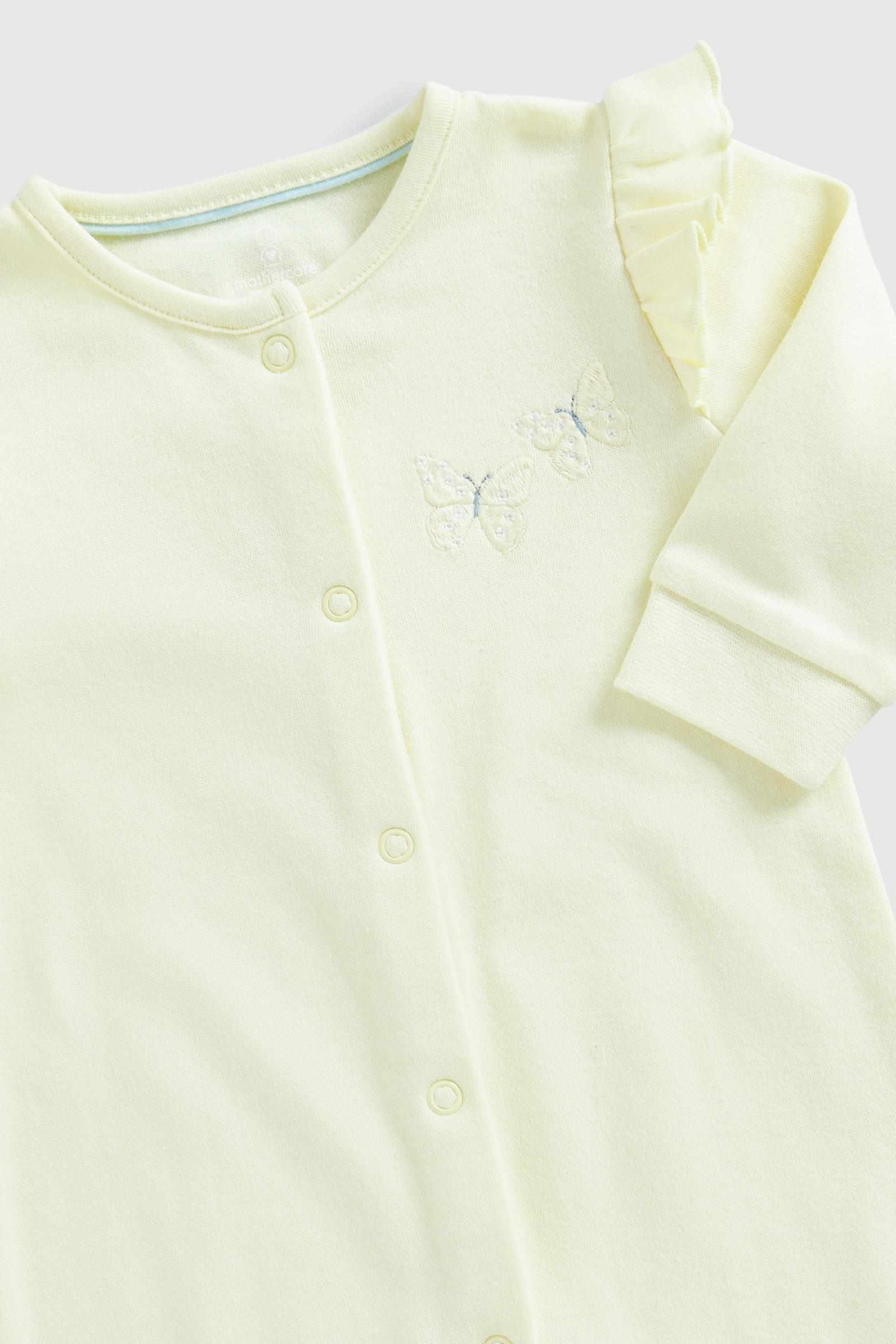 https://cdn.fynd.com/v2/falling-surf-7c8bb8/fyprod/wrkr/products/pictures/item/free/original/mothercare/GF516/2/zEiqe8RytT-410400928001_3.jpeg