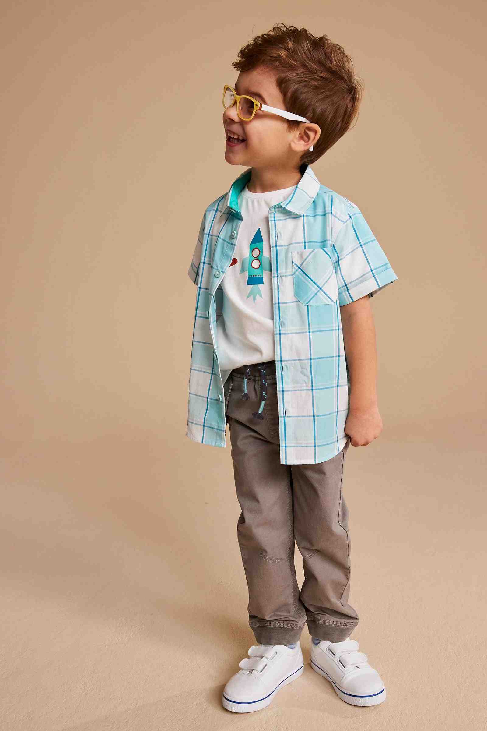 https://cdn.fynd.com/v2/falling-surf-7c8bb8/fyprod/wrkr/products/pictures/item/free/original/mothercare/HD110/1/kblXVZocx6-410400987001_2.jpeg