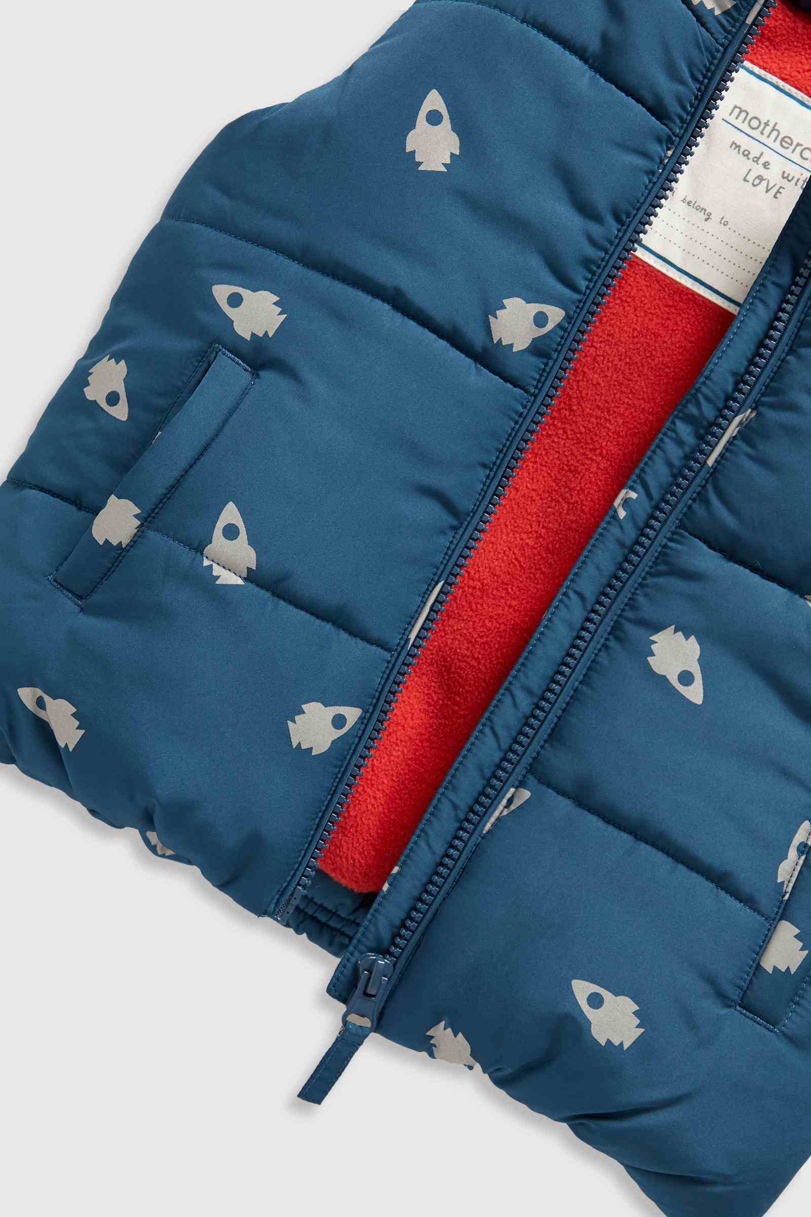 https://cdn.fynd.com/v2/falling-surf-7c8bb8/fyprod/wrkr/products/pictures/item/free/original/mothercare/JL072/3/diNMRkhqp1-410401478001_4.jpeg