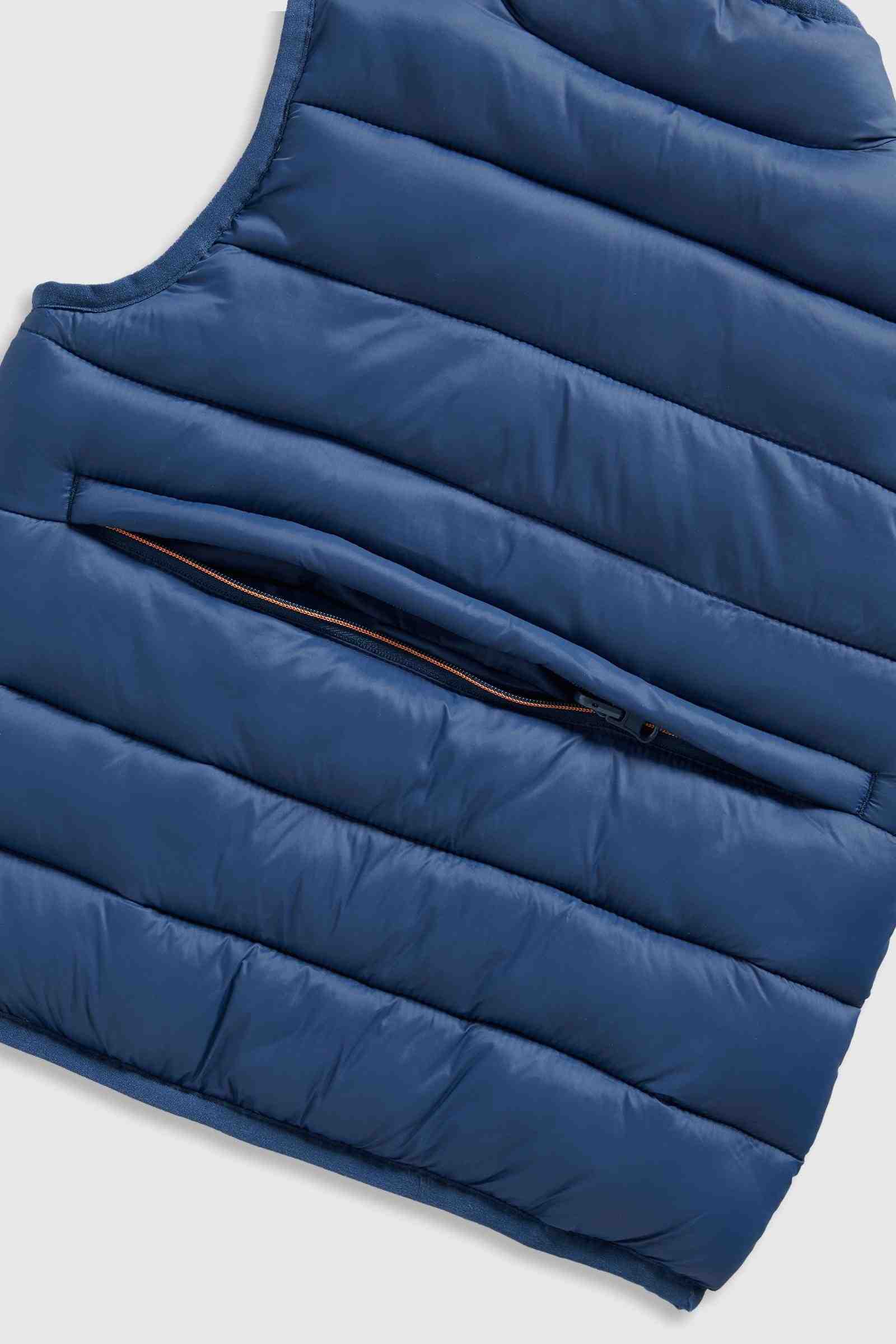 https://cdn.fynd.com/v2/falling-surf-7c8bb8/fyprod/wrkr/products/pictures/item/free/original/mothercare/JL090/3/7cIXa32_7T-410401735001_4.jpg