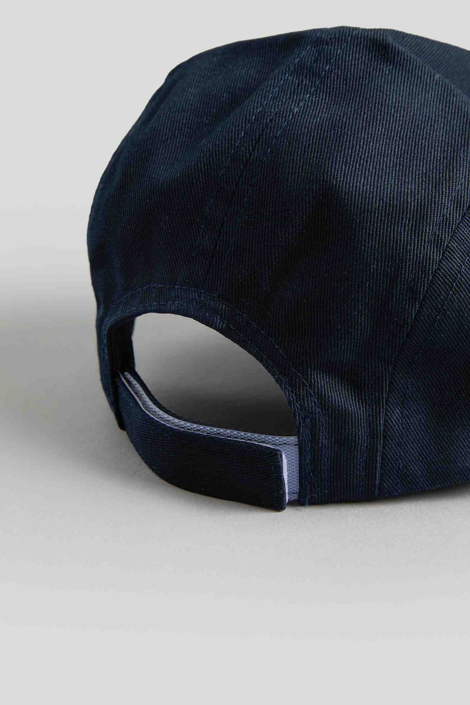 https://cdn.fynd.com/v2/falling-surf-7c8bb8/fyprod/wrkr/products/pictures/item/free/original/mothercare/LK259/2/NlSbx7u7Aj-410402670004_3.jpg