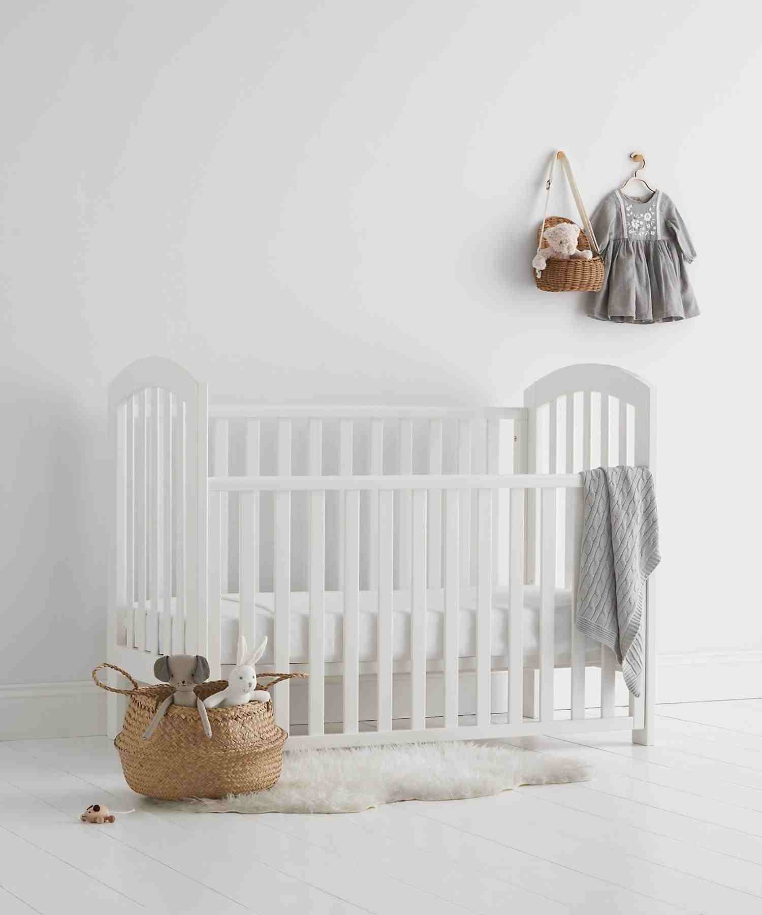 https://cdn.fynd.com/v2/falling-surf-7c8bb8/fyprod/wrkr/products/pictures/item/free/original/mothercare/NB741/4/p5MBArQqNW-491451959-5.jpg