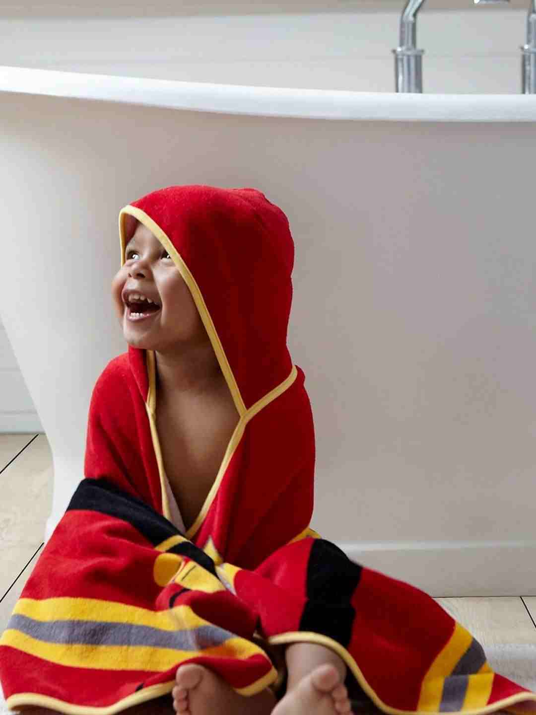 https://cdn.fynd.com/v2/falling-surf-7c8bb8/fyprod/wrkr/products/pictures/item/free/original/mothercare/NB921/2/940Ul0ymVg-NB921_3.jpg