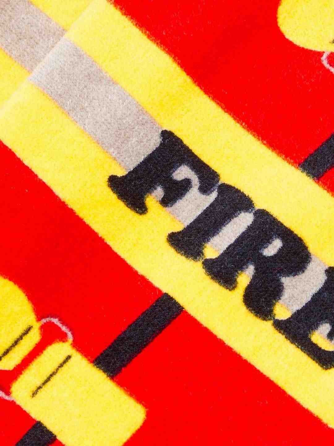 https://cdn.fynd.com/v2/falling-surf-7c8bb8/fyprod/wrkr/products/pictures/item/free/original/mothercare/NB921/4/nOq2o0EDeC-NB921_5.jpg