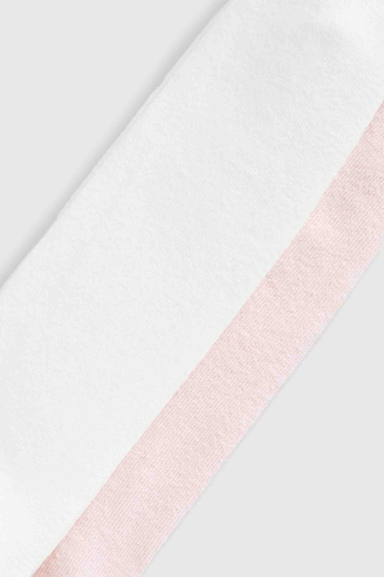 https://cdn.fynd.com/v2/falling-surf-7c8bb8/fyprod/wrkr/products/pictures/item/free/original/mothercare/NE220/2/lvMQGoijC--410401727001_3.jpg