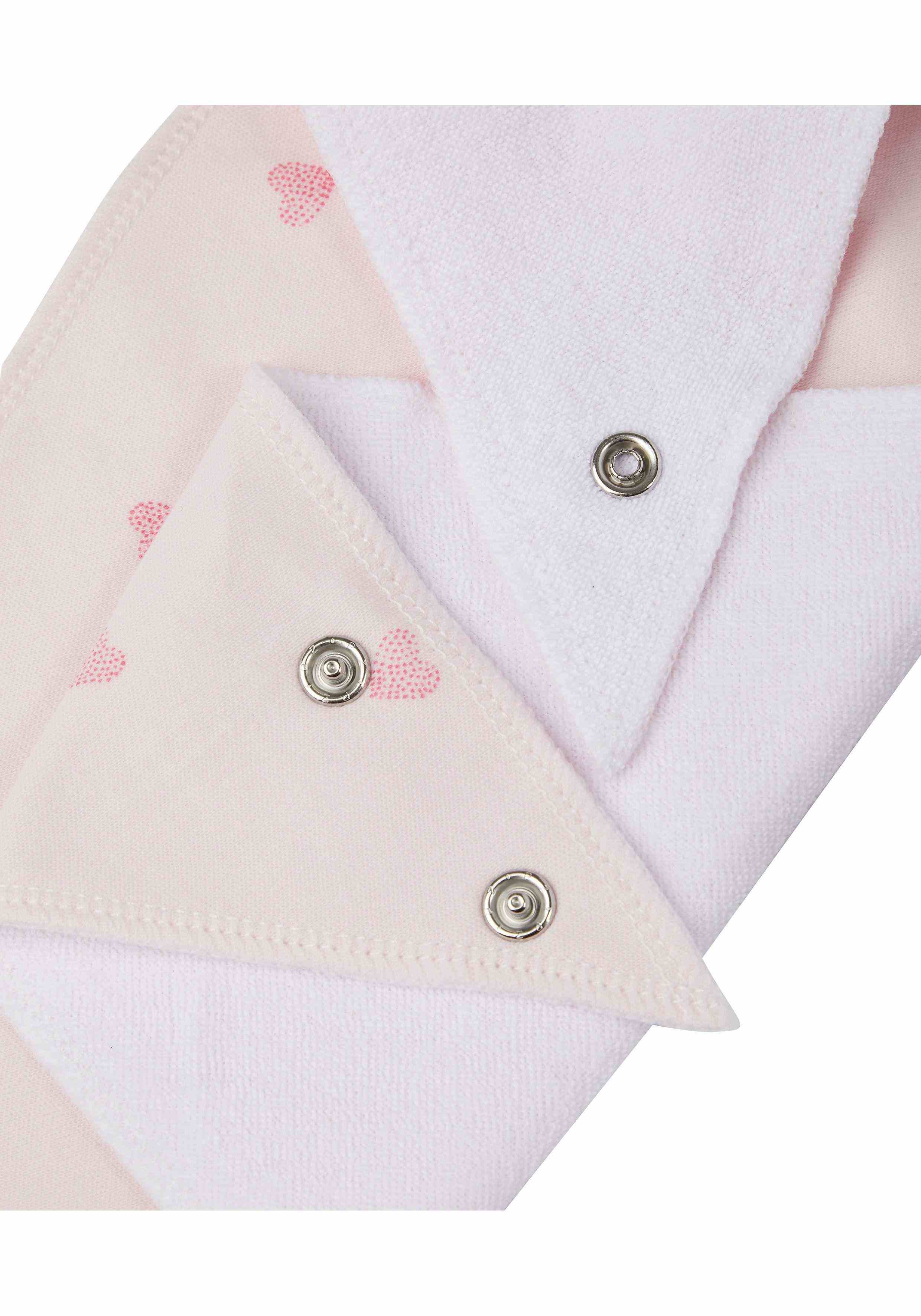 https://cdn.fynd.com/v2/falling-surf-7c8bb8/fyprod/wrkr/products/pictures/item/free/original/mothercare/RA290/2/RZ3CSLnJCl-RA290_3.jpg