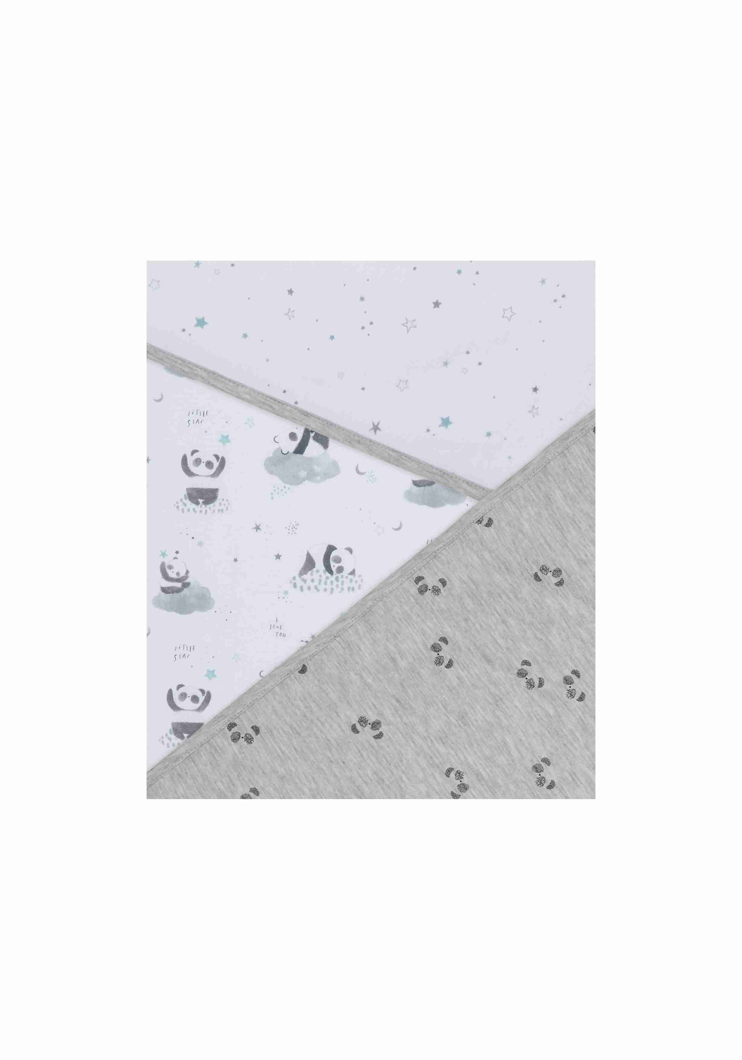 https://cdn.fynd.com/v2/falling-surf-7c8bb8/fyprod/wrkr/products/pictures/item/free/original/mothercare/UA724/1/sWuzzQwLEe-UA724-2.jpg